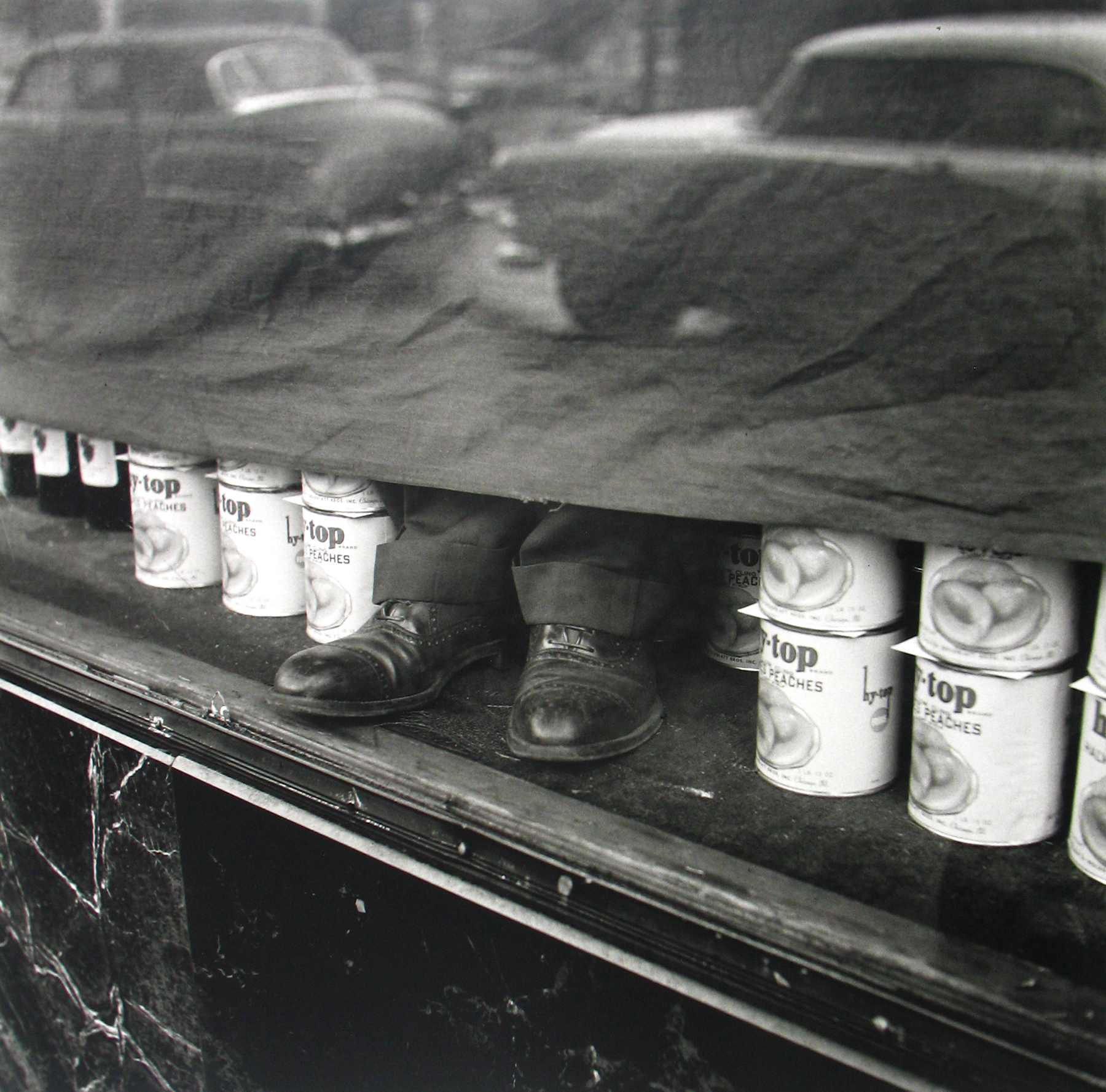 Vivian Maier: Photographs from the Maloof Collection 2011 howard greenberg gallery