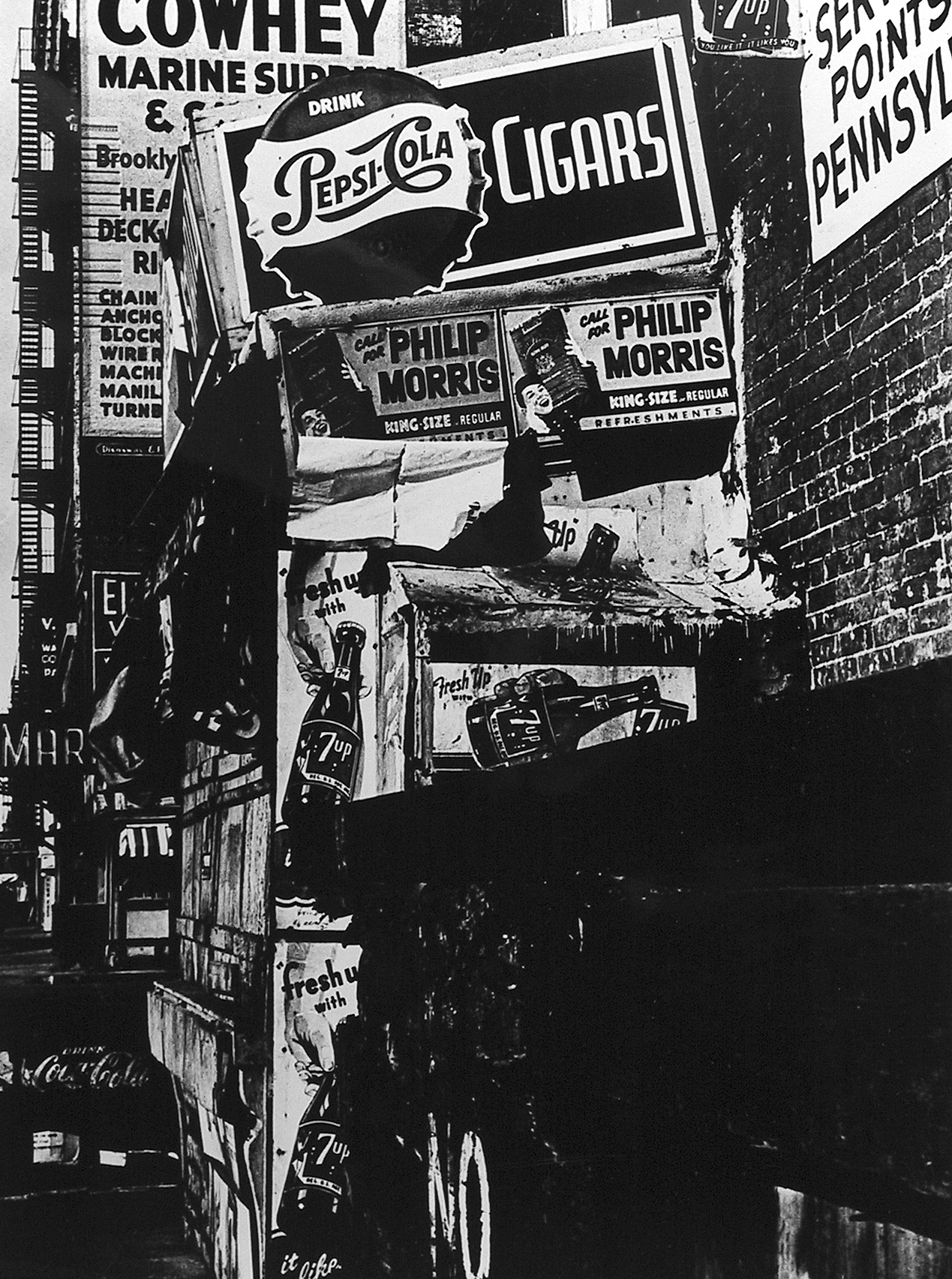 William Klein: Fashion + Street 2013 Howard Greenberg Gallery