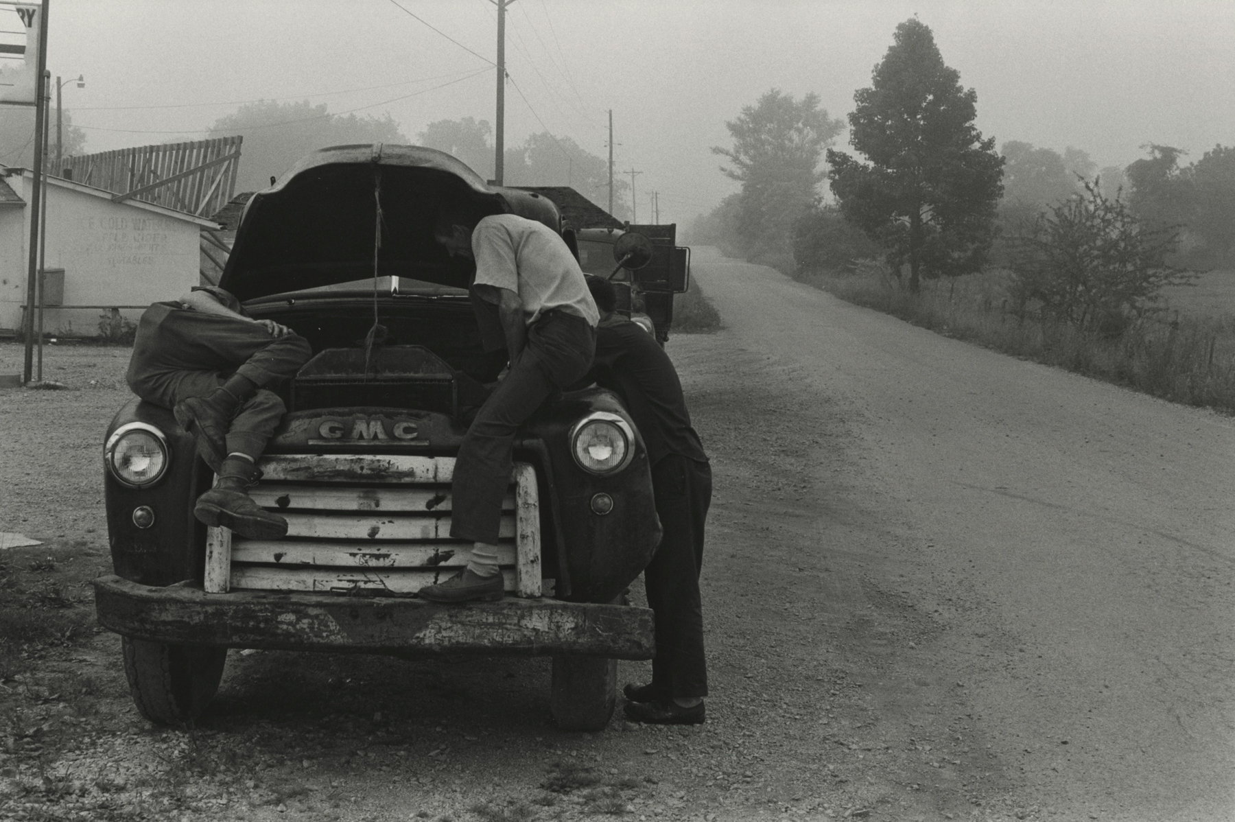 William Gedney: All Facts Eventually Lead to Mysteries - Howard Greenberg Gallery - 2016