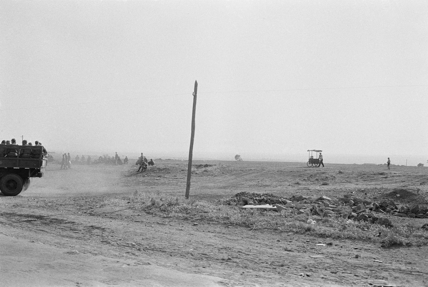 Joel Meyerowitz - European Trip: Photographs from the Car, 1968 2014 Howard Greenberg Gallery