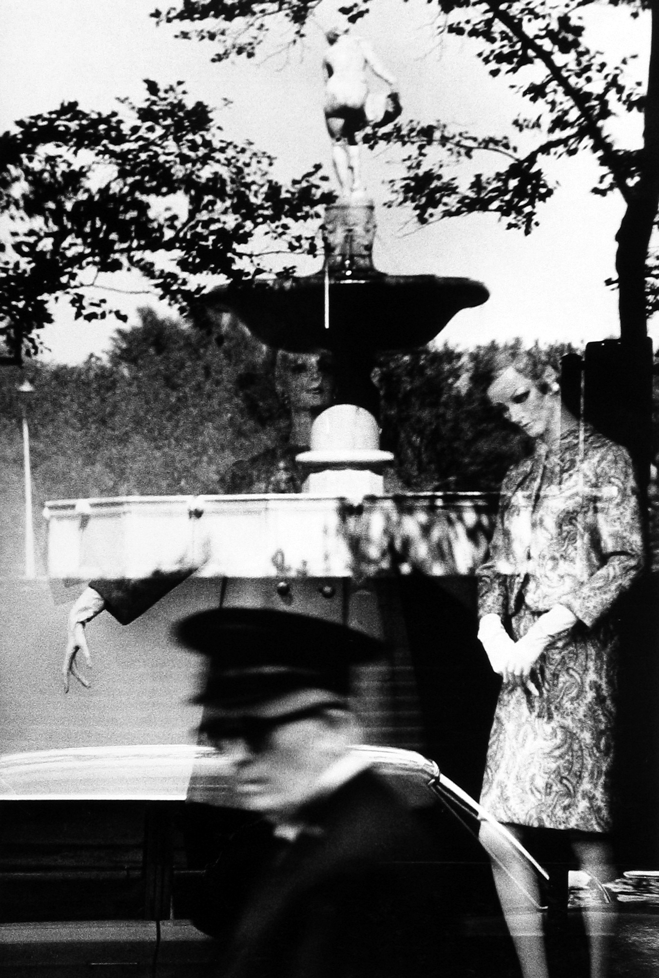 Henry Wolf: Photographs by the Influential Art Director 2005 Howard Greenberg Gallery