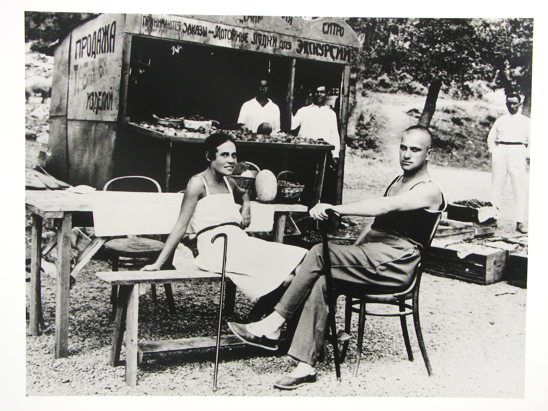 Beyond Words: Photography in the New Yorker 2011 Howard Greenberg Gallery