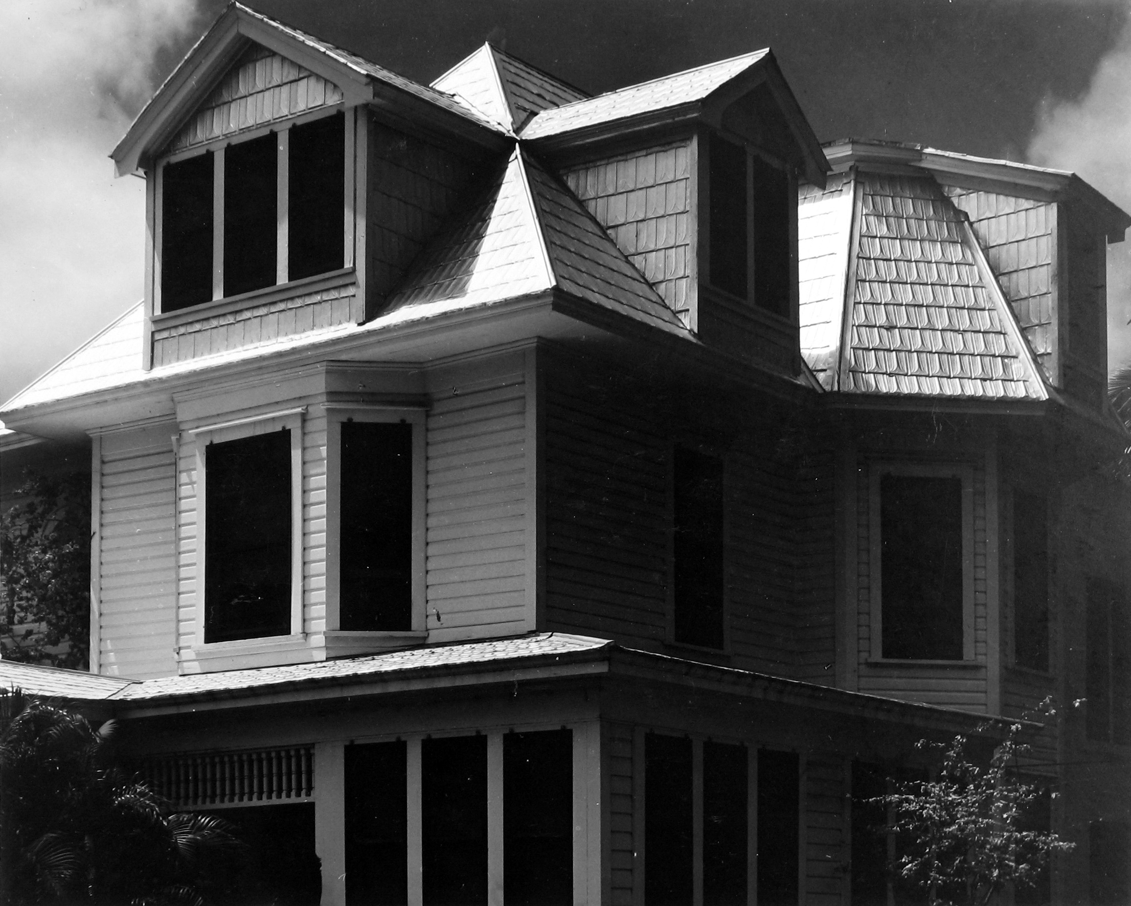 Arnold Newman: The Early Work 1938-1942 2007 Howard Greenberg Gallery