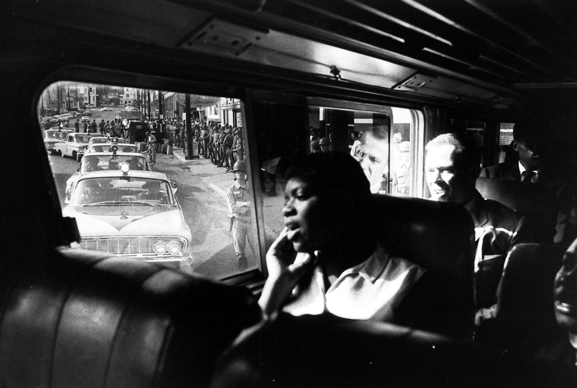 Bruce Davidson Inside/Outside Howard Greenberg Gallery 2003