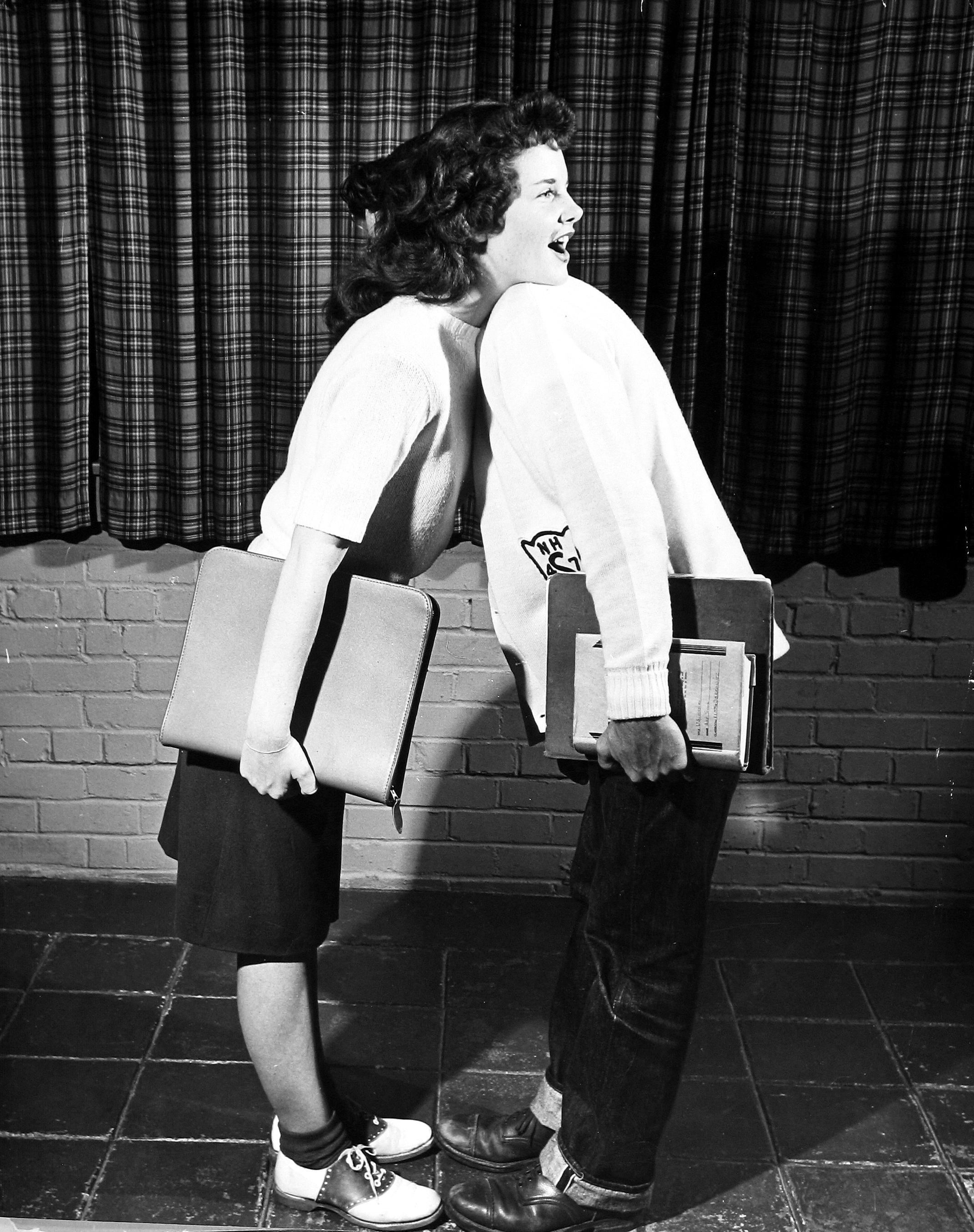 Right of Passage: Youth Culture from Mid-Century 2006 howard greenberg gallery