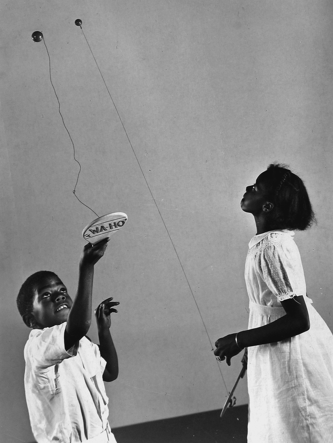 Right of Passage: Youth Culture from Mid-Century 2006 howard greenberg gallery