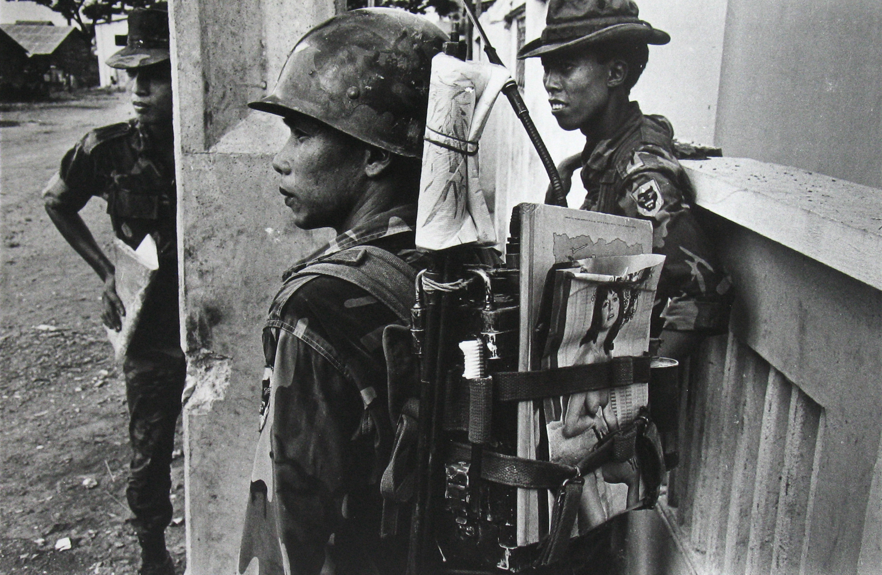 Philip Jones Griffiths: Maelstrom 2011 Howard Greenberg Gallery