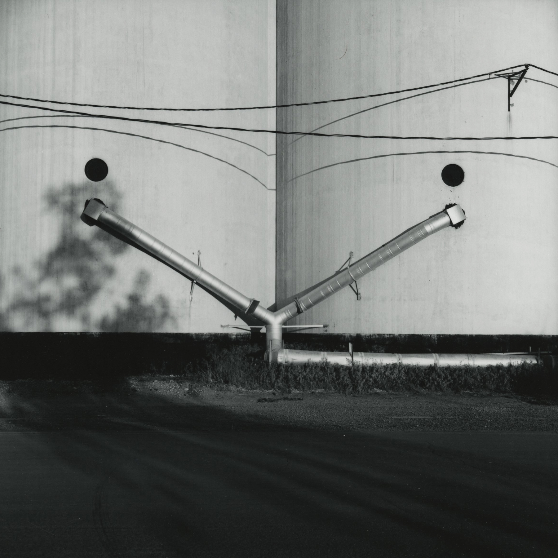 Frank Gohlke: Grain Elevators Howard Greenberg Gallery 2016