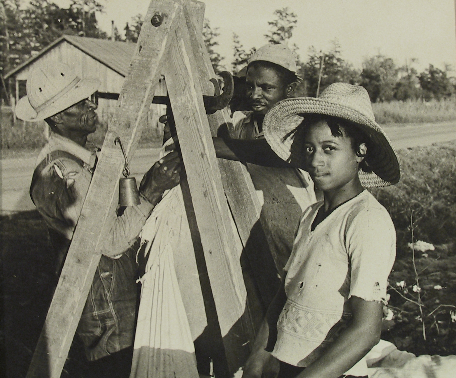Walker Evans and His Early Circle 2004 Howard Greenberg Gallery