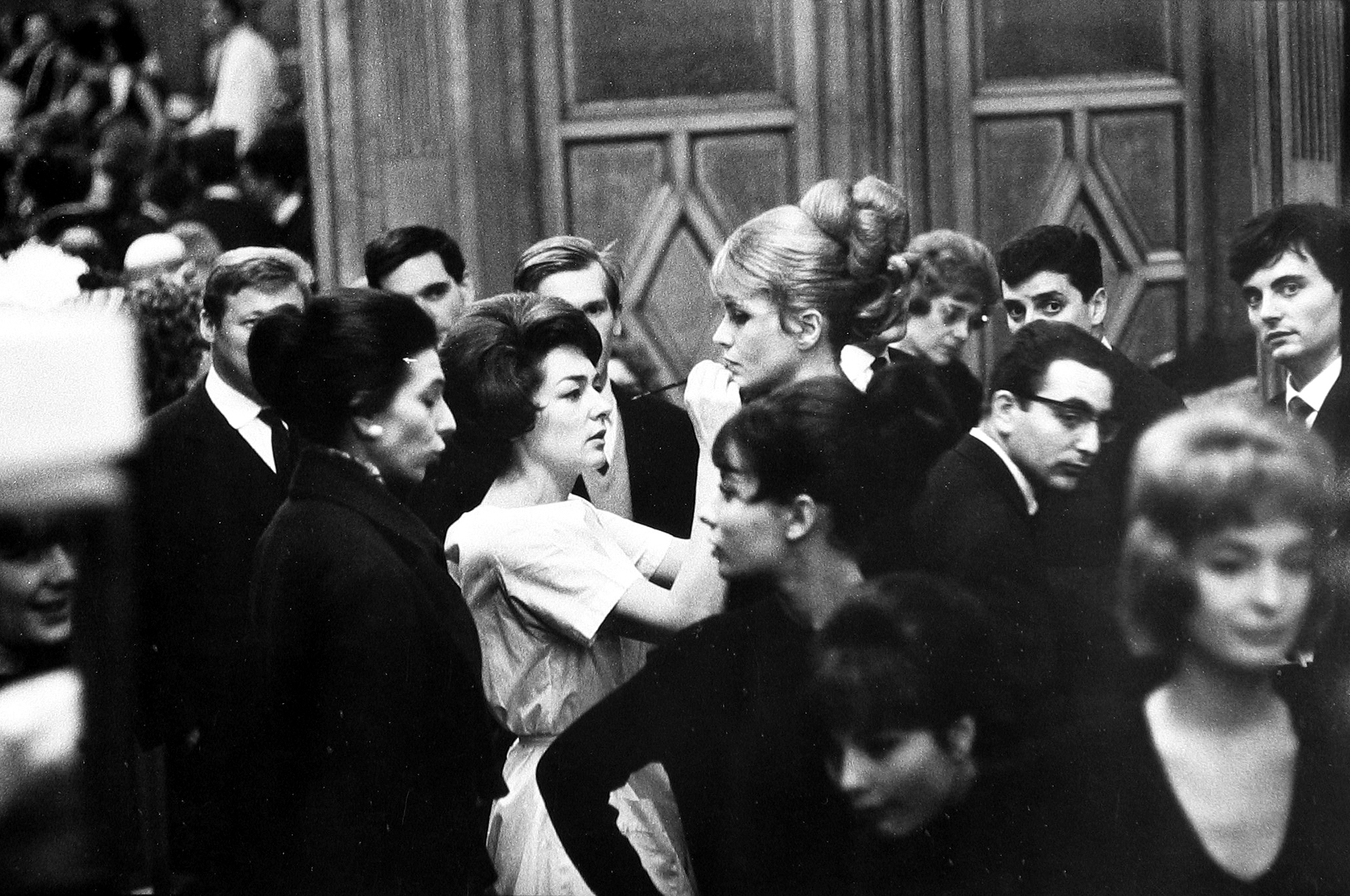 Henry Wolf: Photographs by the Influential Art Director 2005 Howard Greenberg Gallery