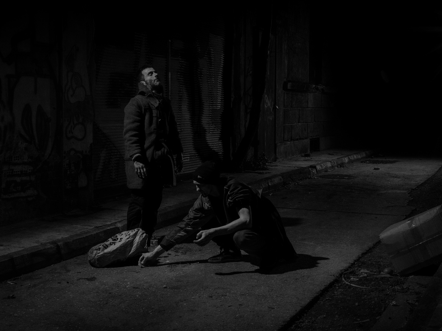 Alex Majoli SKĒNĒ - Howard Greenberg Gallery - 2017