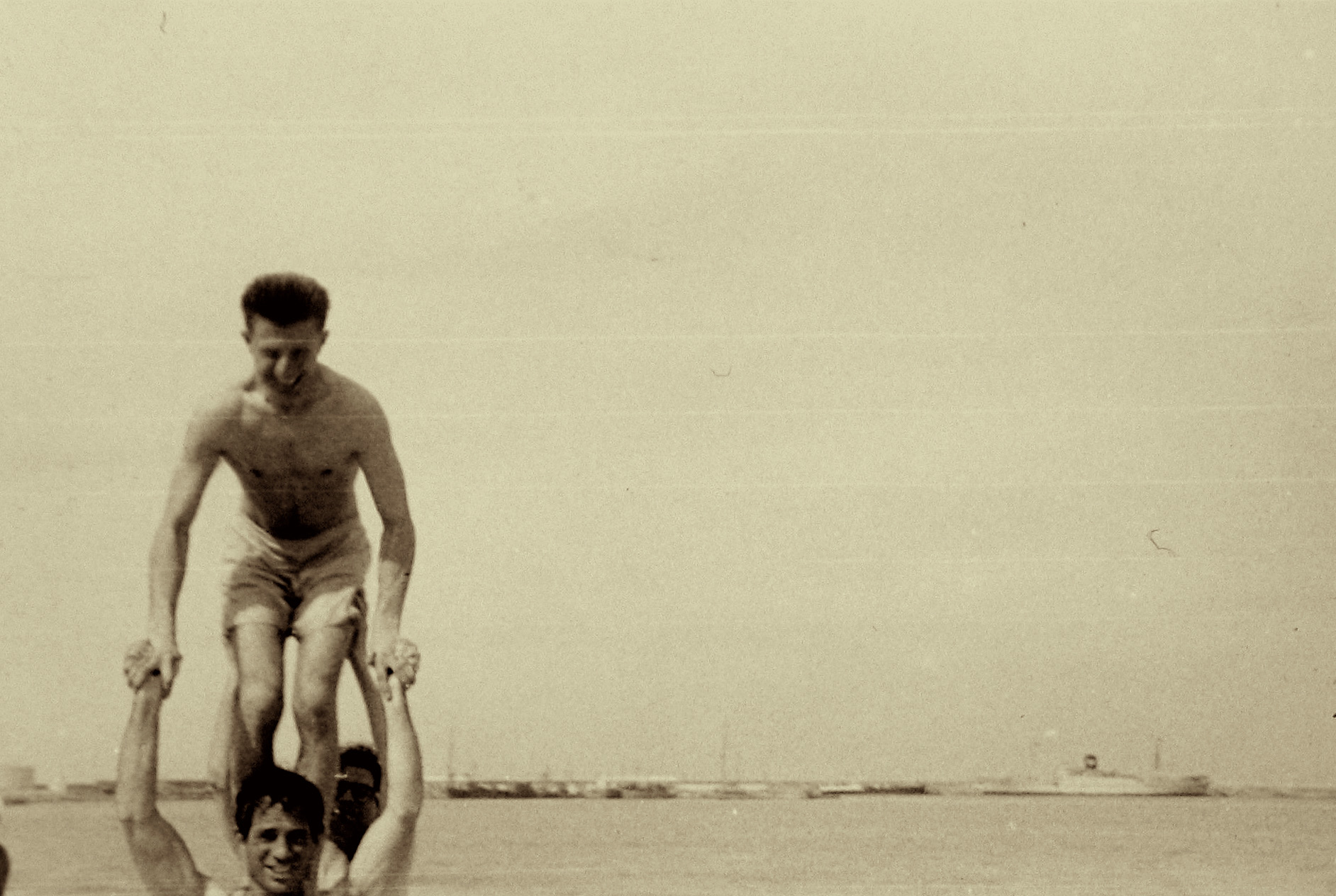 Allen Ginsberg - Ginsberg - Howard Greenberg Gallery - 2011