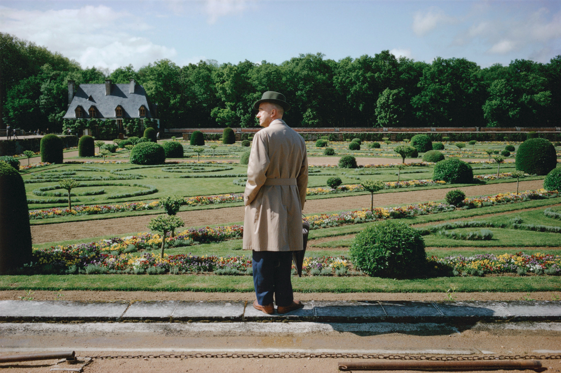 Joel Meyerowitz - 50 Years of Photographs Part I: 1962 - 1977 2012 Howard Greenberg Gallery