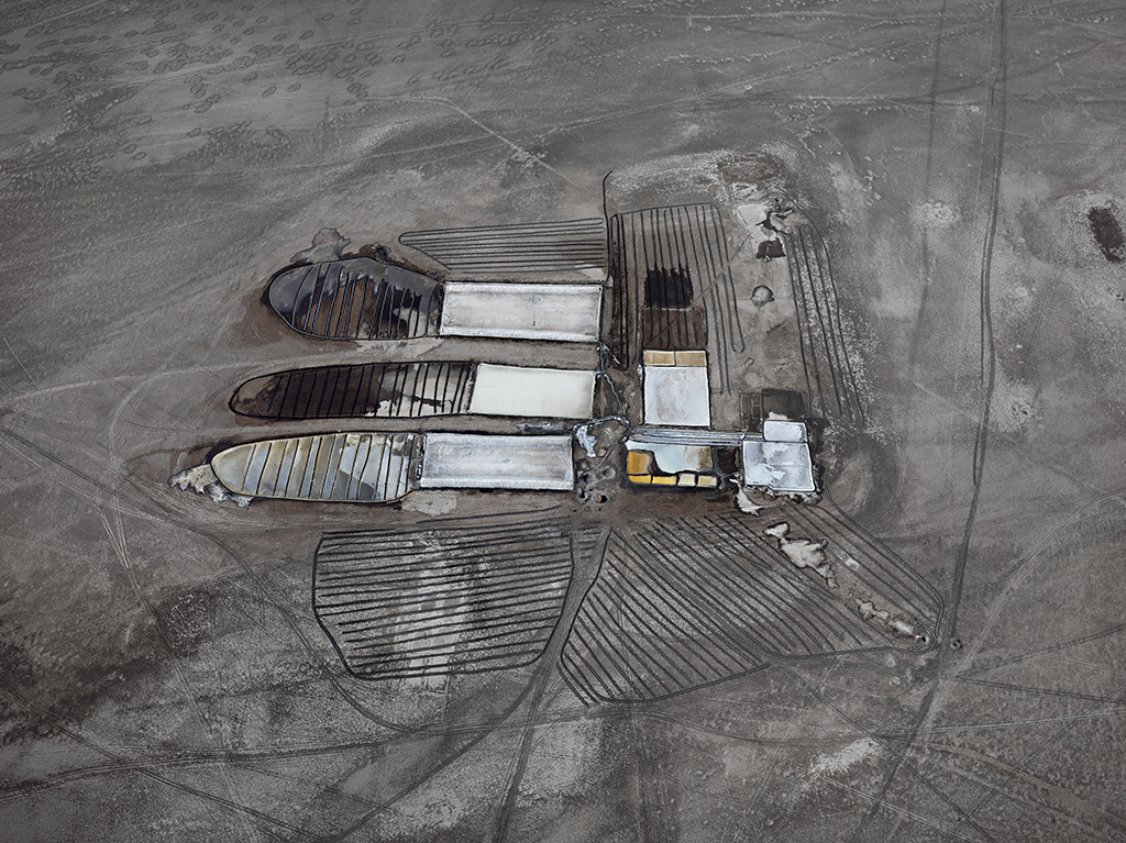 Edward Burtynsky - Salt Pans (2016) Howard Greenberg Gallery 2016