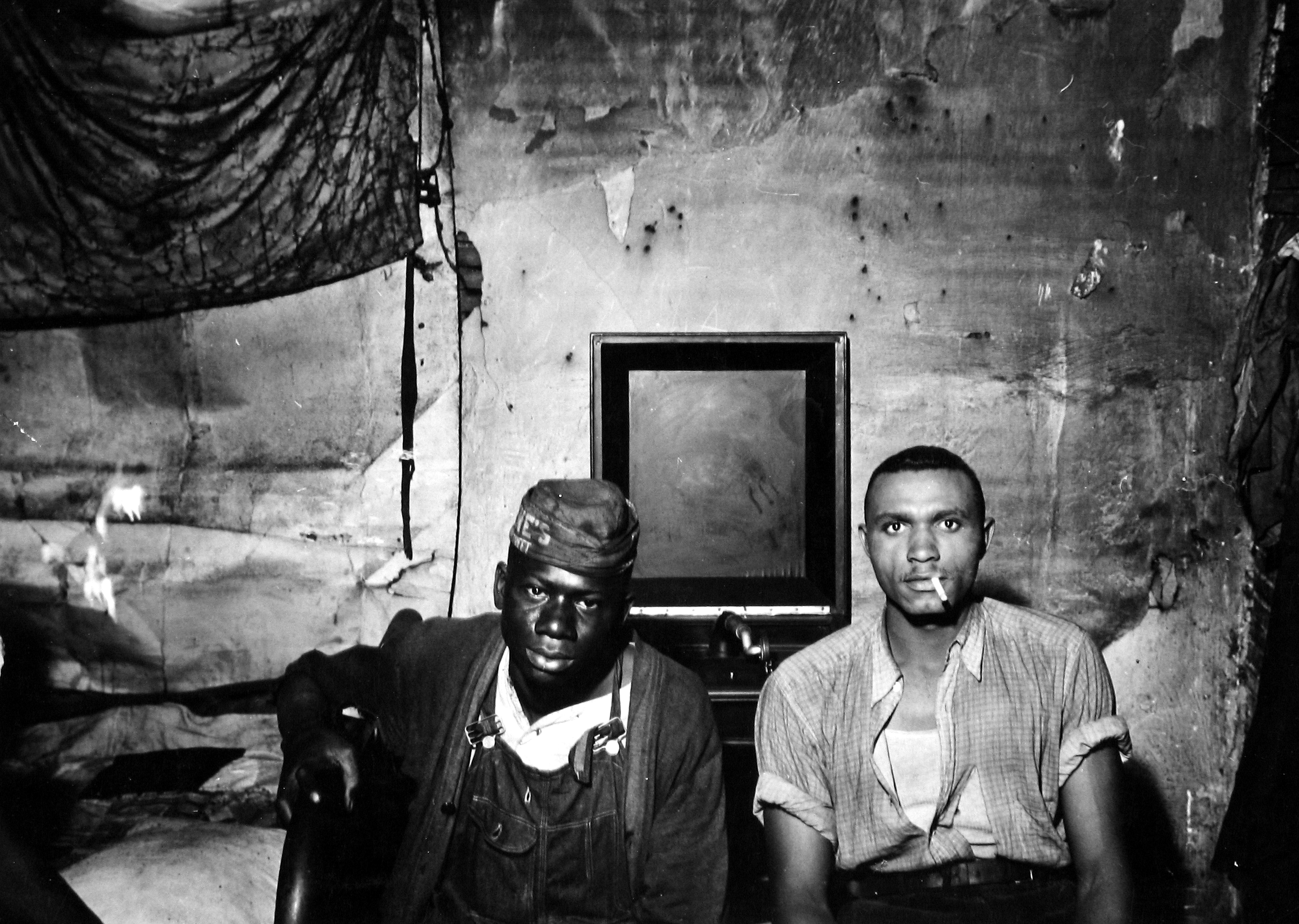 Peter Sekaer: An Untold Story 2010 Howard Greenberg Gallery