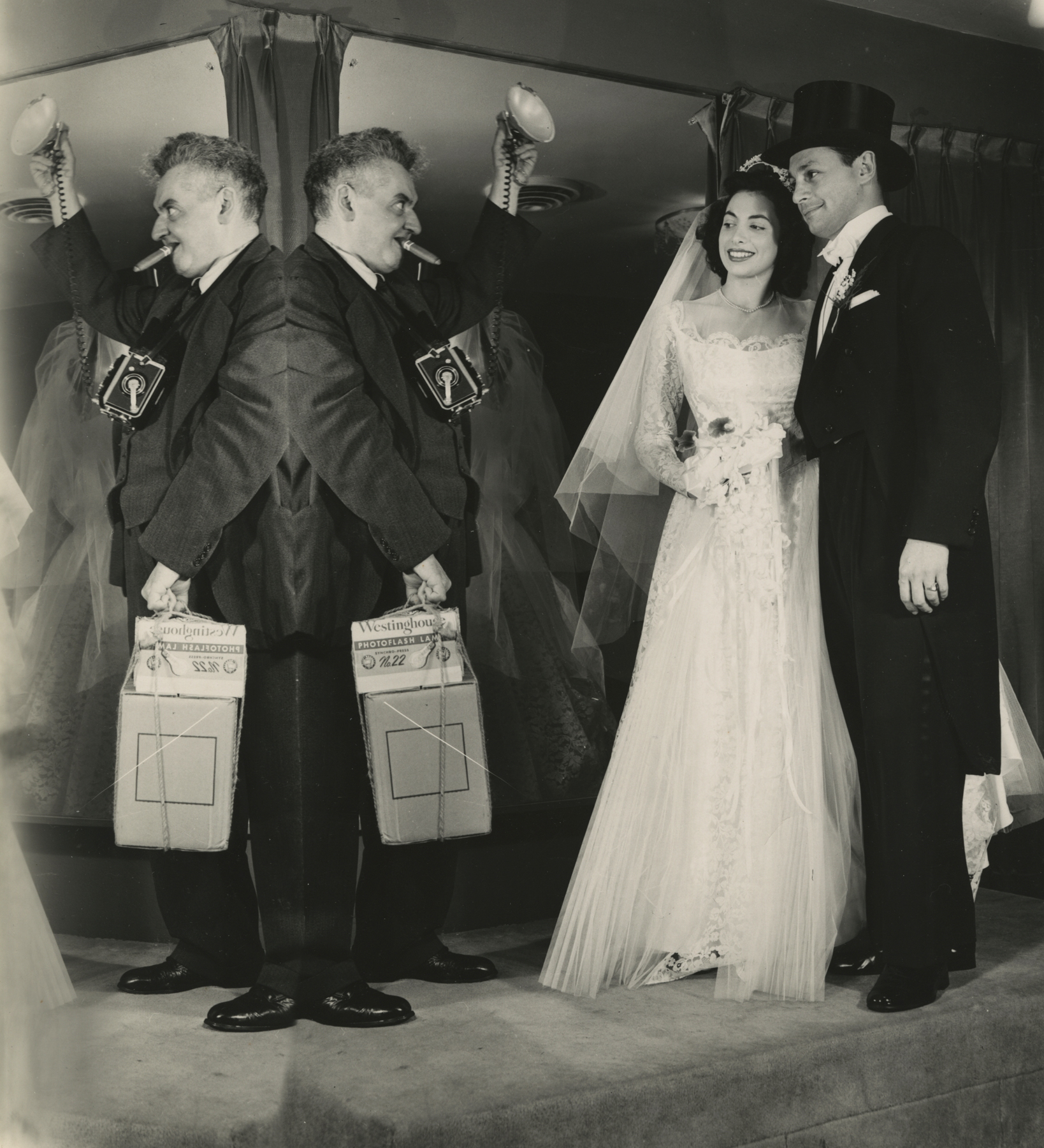 Weegee - Howard Greenberg Gallery - 2017