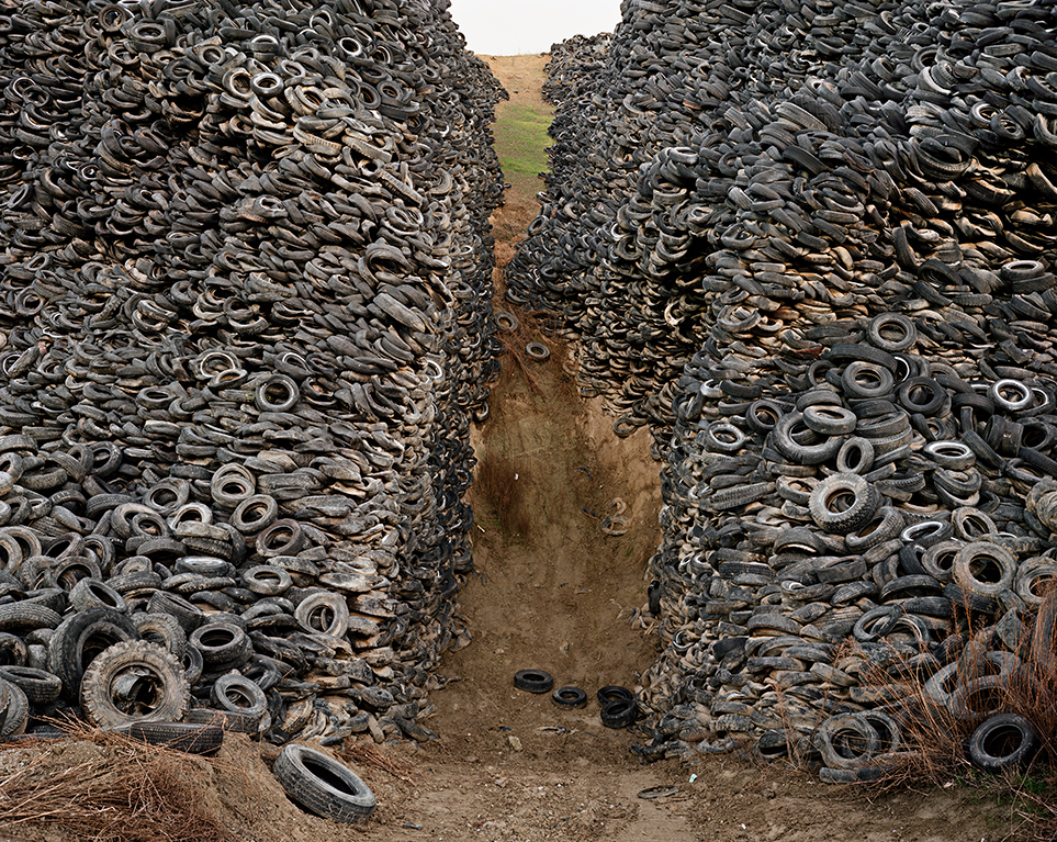 Edward Burtynsky 2011 Howard Greenberg Gallery