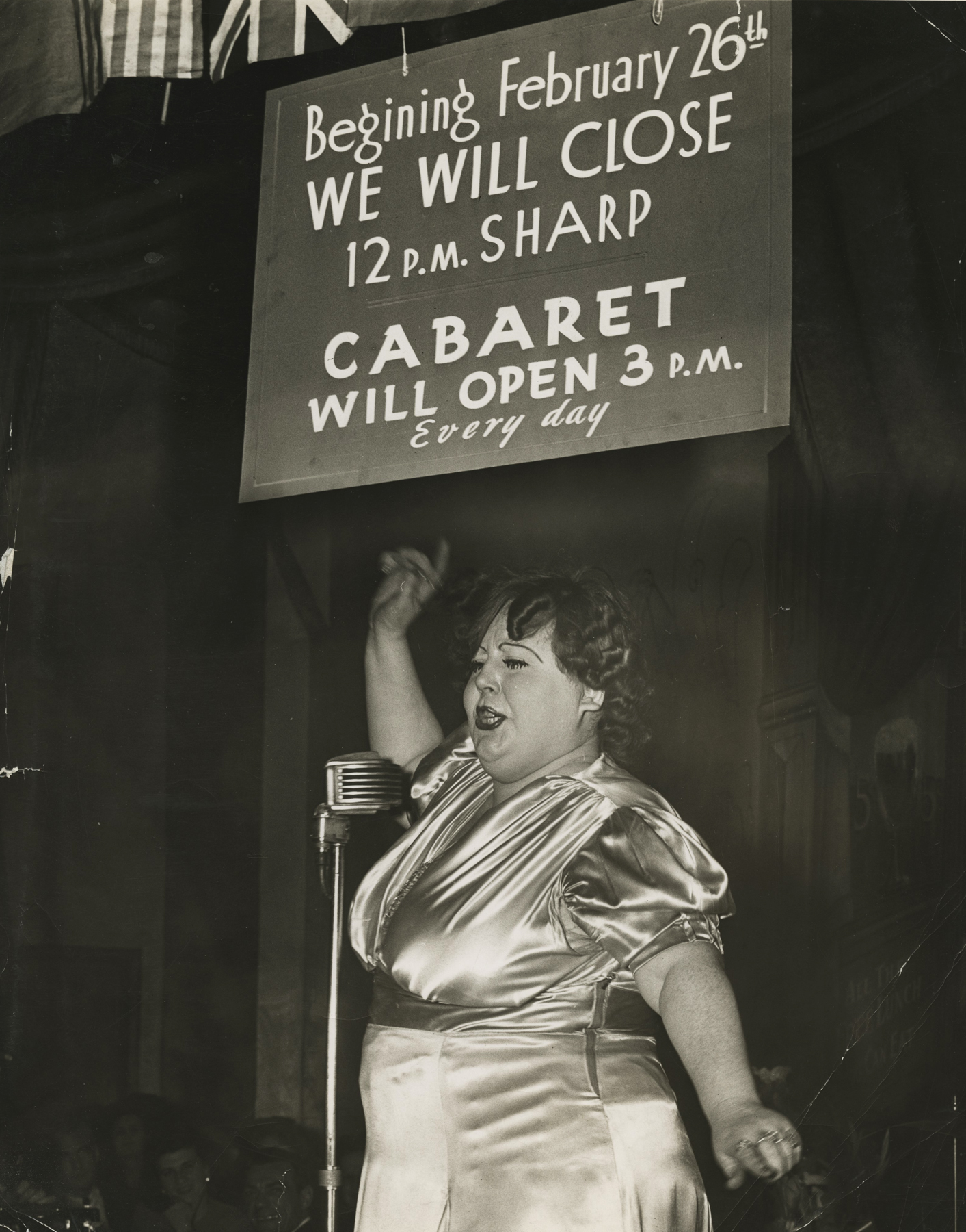 Weegee - Howard Greenberg Gallery - 2017