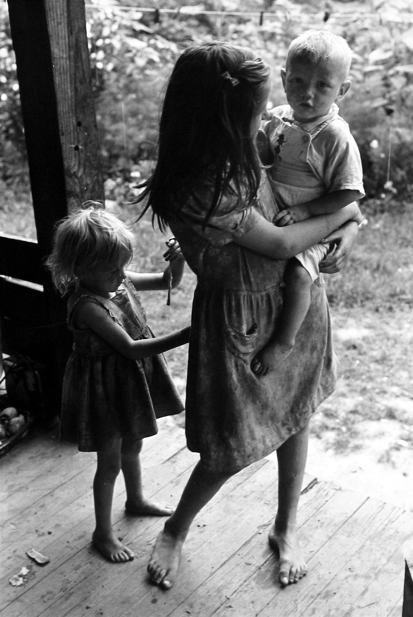 William Gedney: All Facts Eventually Lead to Mysteries - Howard Greenberg Gallery - 2016