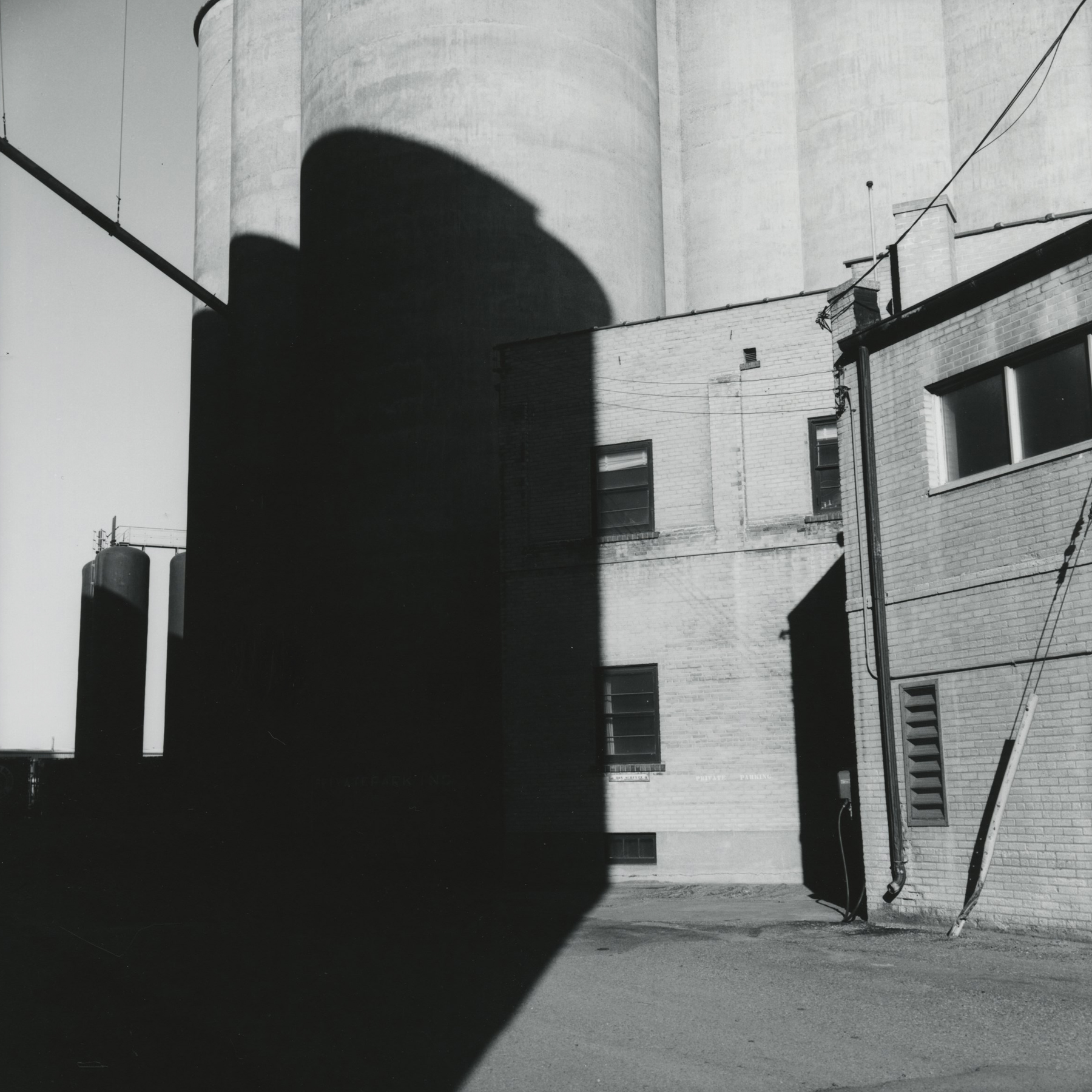 Frank Gohlke, Grain Elevators, Minneapolis - Series I #5, 1973, Howard Greenberg Gallery, 2020