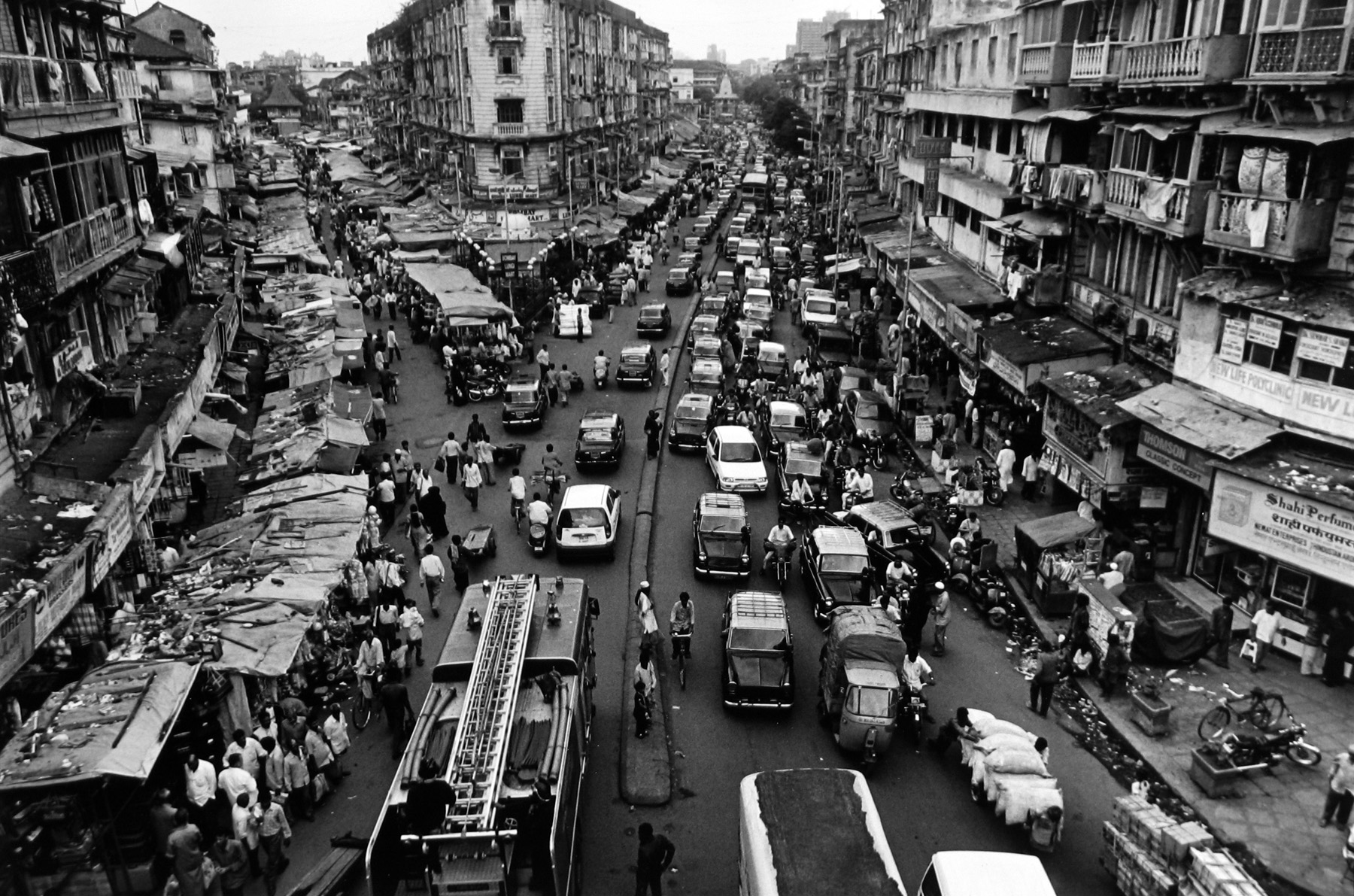 Betsy Karel: Bombay Jadoo 2009 Howard Greenberg Gallery