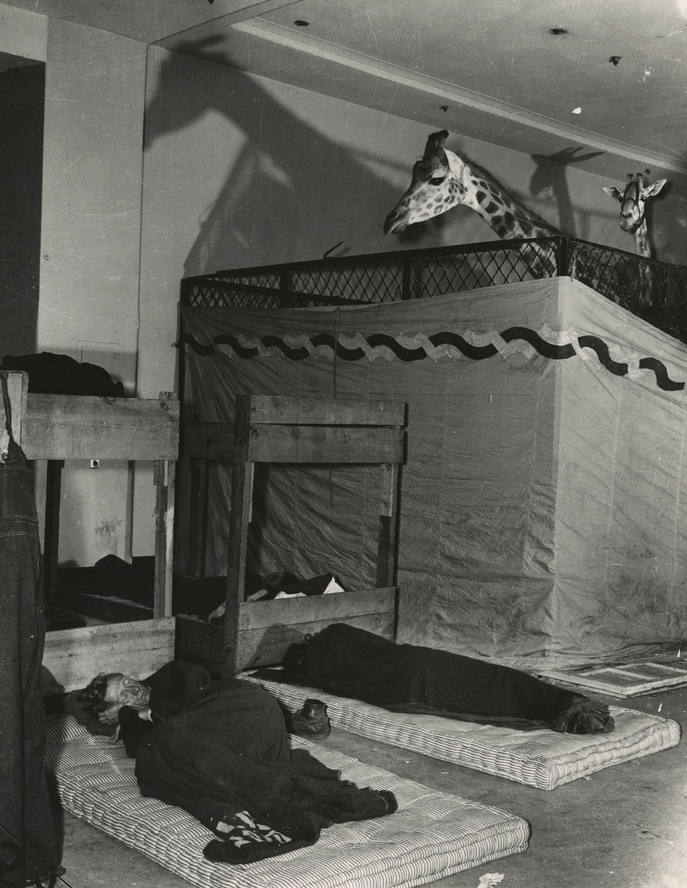 Weegee - Howard Greenberg Gallery - 2017