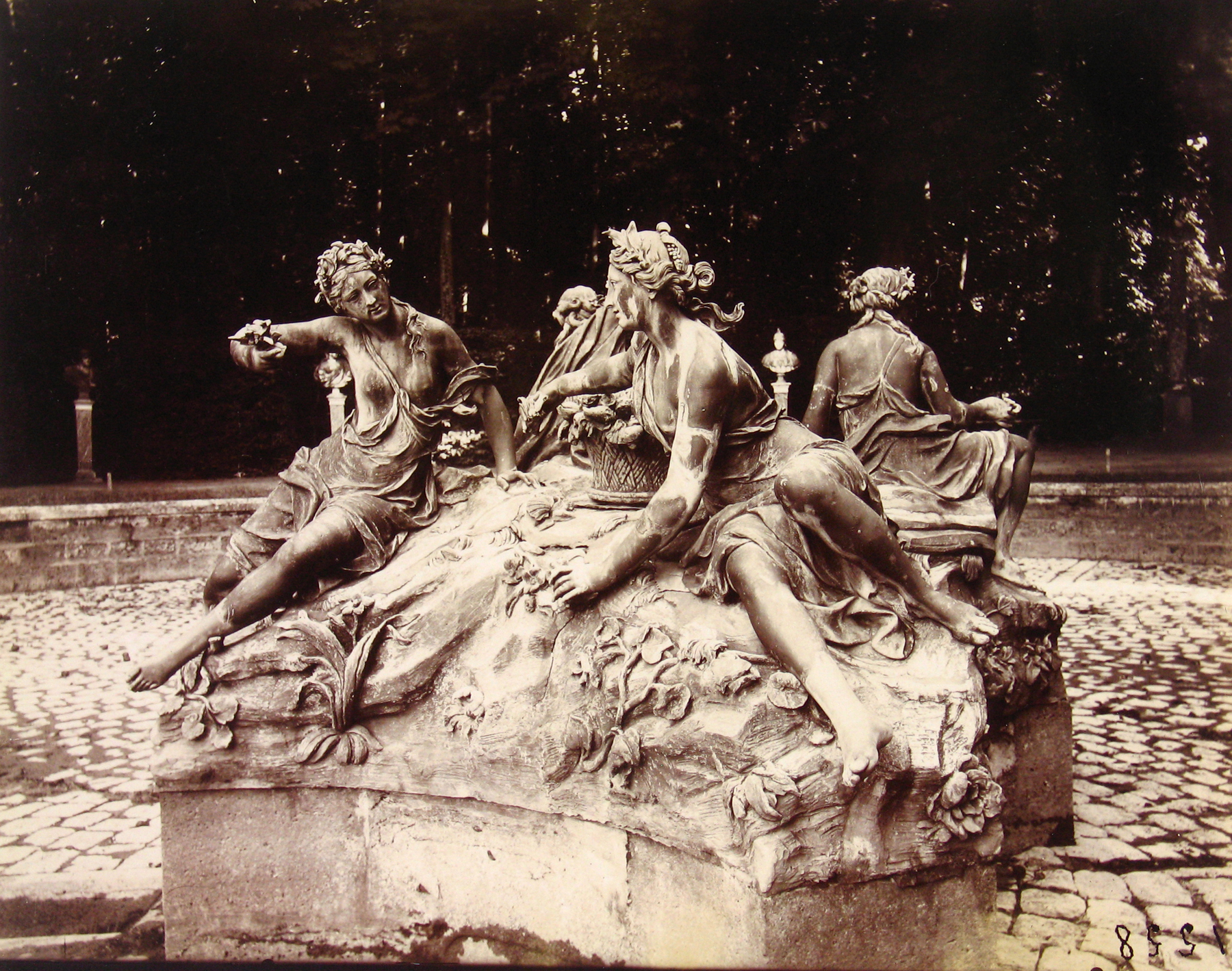 Selections From Private Collections 2011 Howard Greenberg Gallery