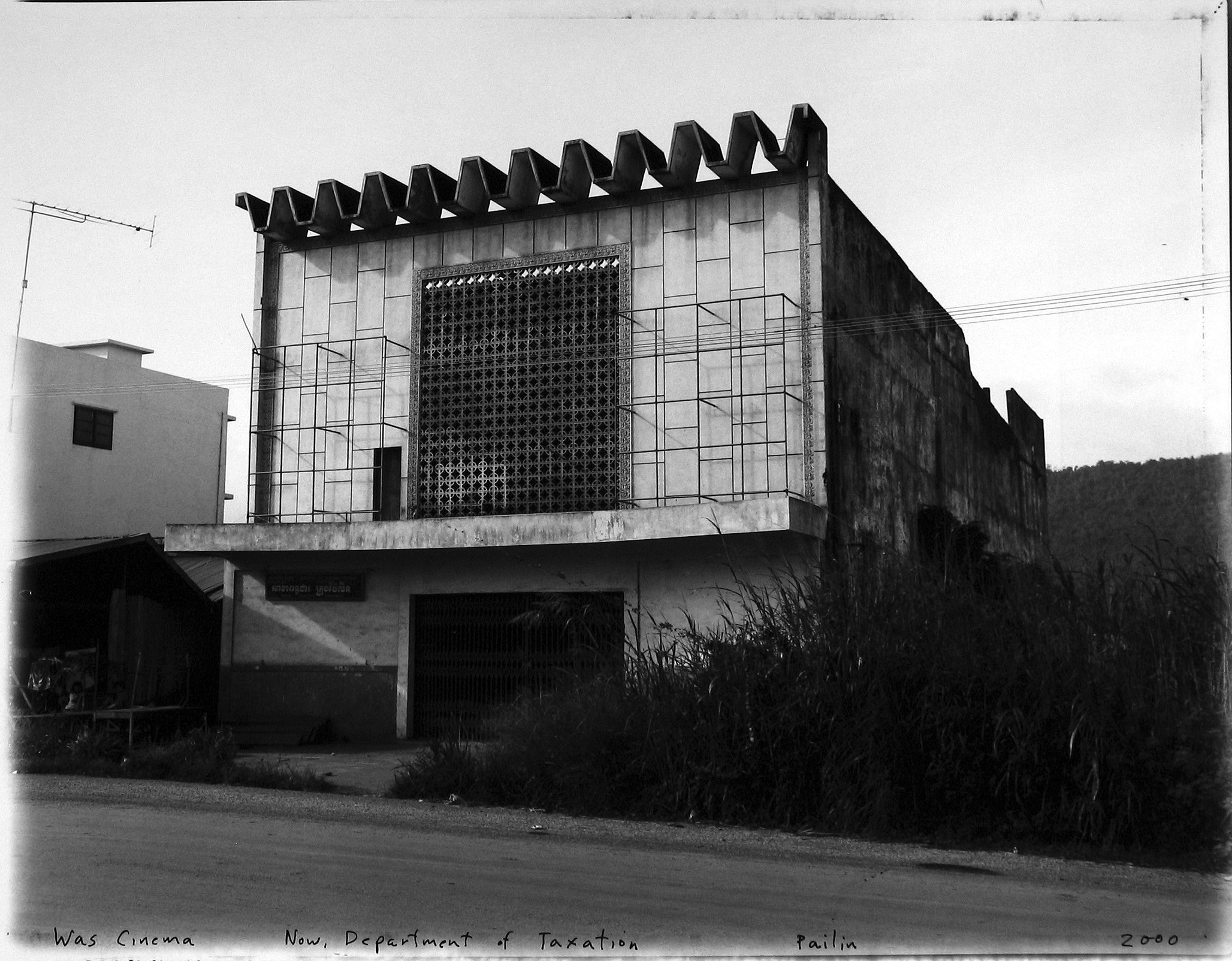 Bill Burke: 30 Years 2005 howard greenberg gallery