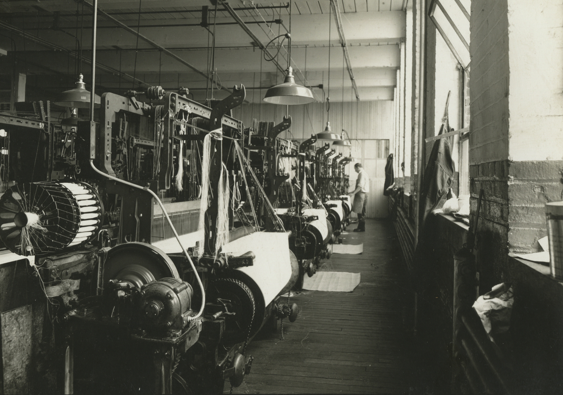 Lewis Hine, Looms. Paterson, NJ, March 18, 1937