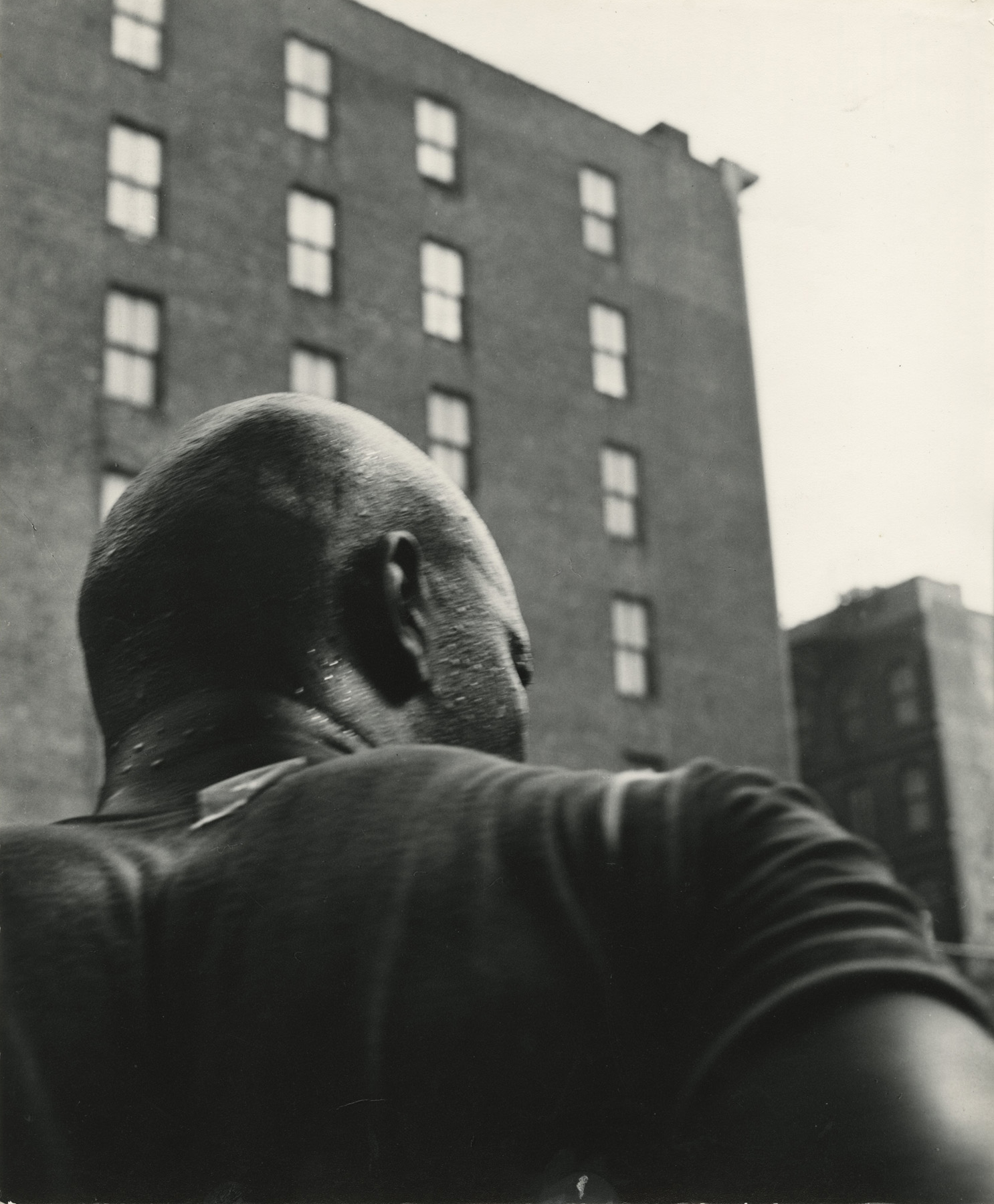 Leon Levinstein: Living in the Edge 2010 Howard Greenberg Gallery