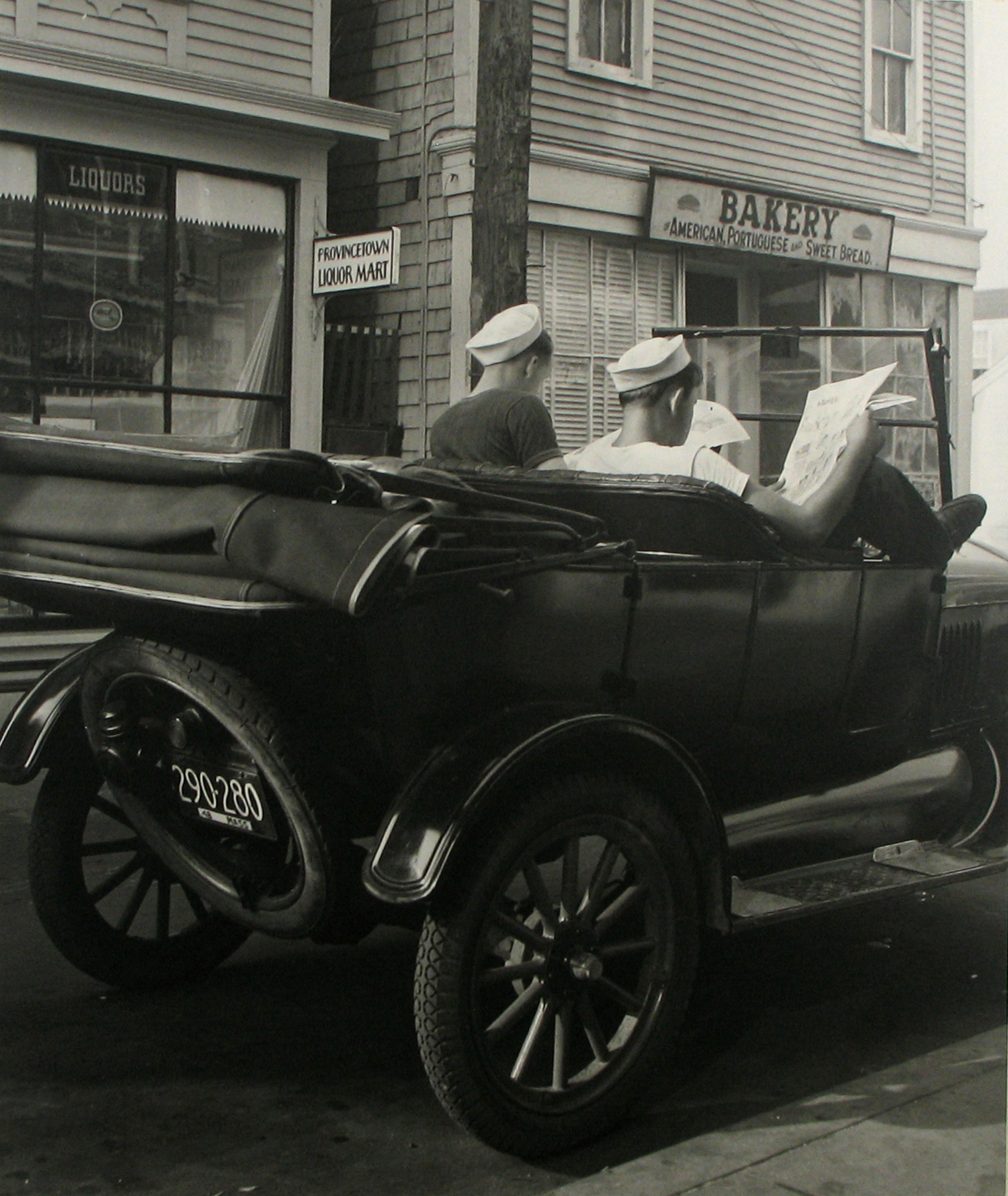 Staff Picks IV - Howard Greenberg Gallery - 2014