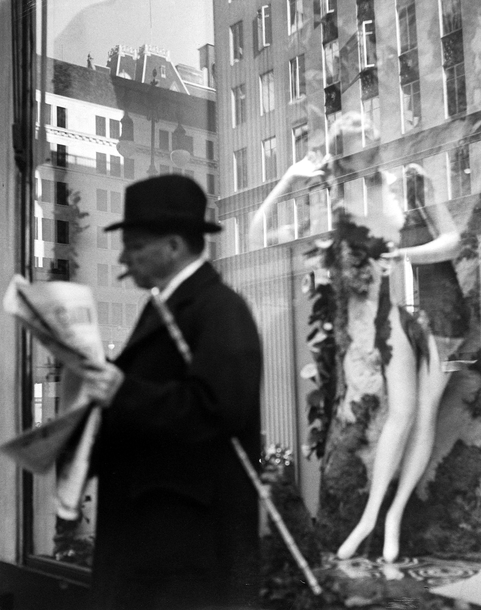 The Heartbeat of Fashion 2010 Howard Greenberg Gallery