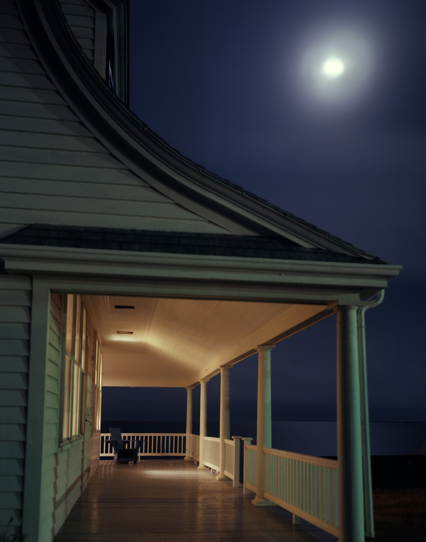 Joel Meyerowitz: Between the Dog and the Wolf, Howard Greenberg Gallery, 2017