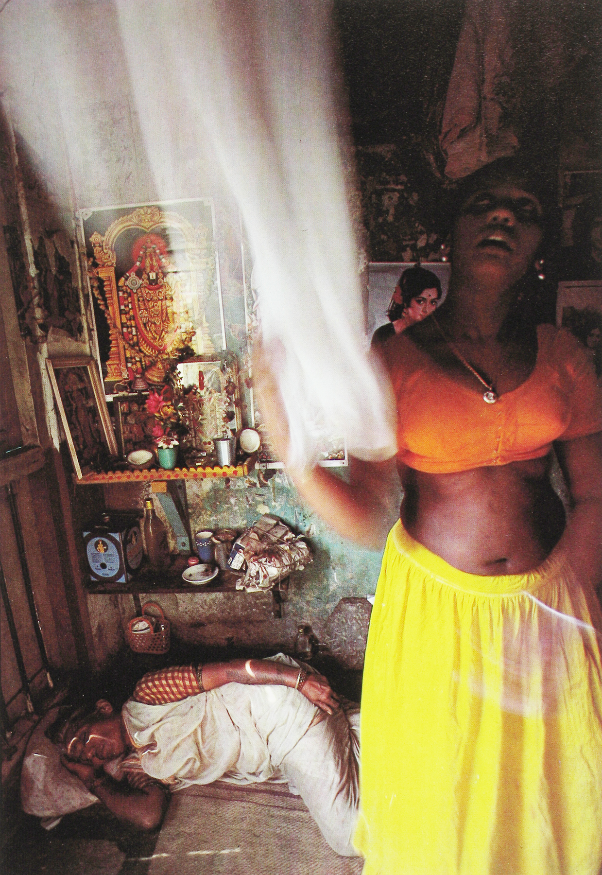 Sacred Sight: Photographs in India 2009 Howard Greenberg Gallery