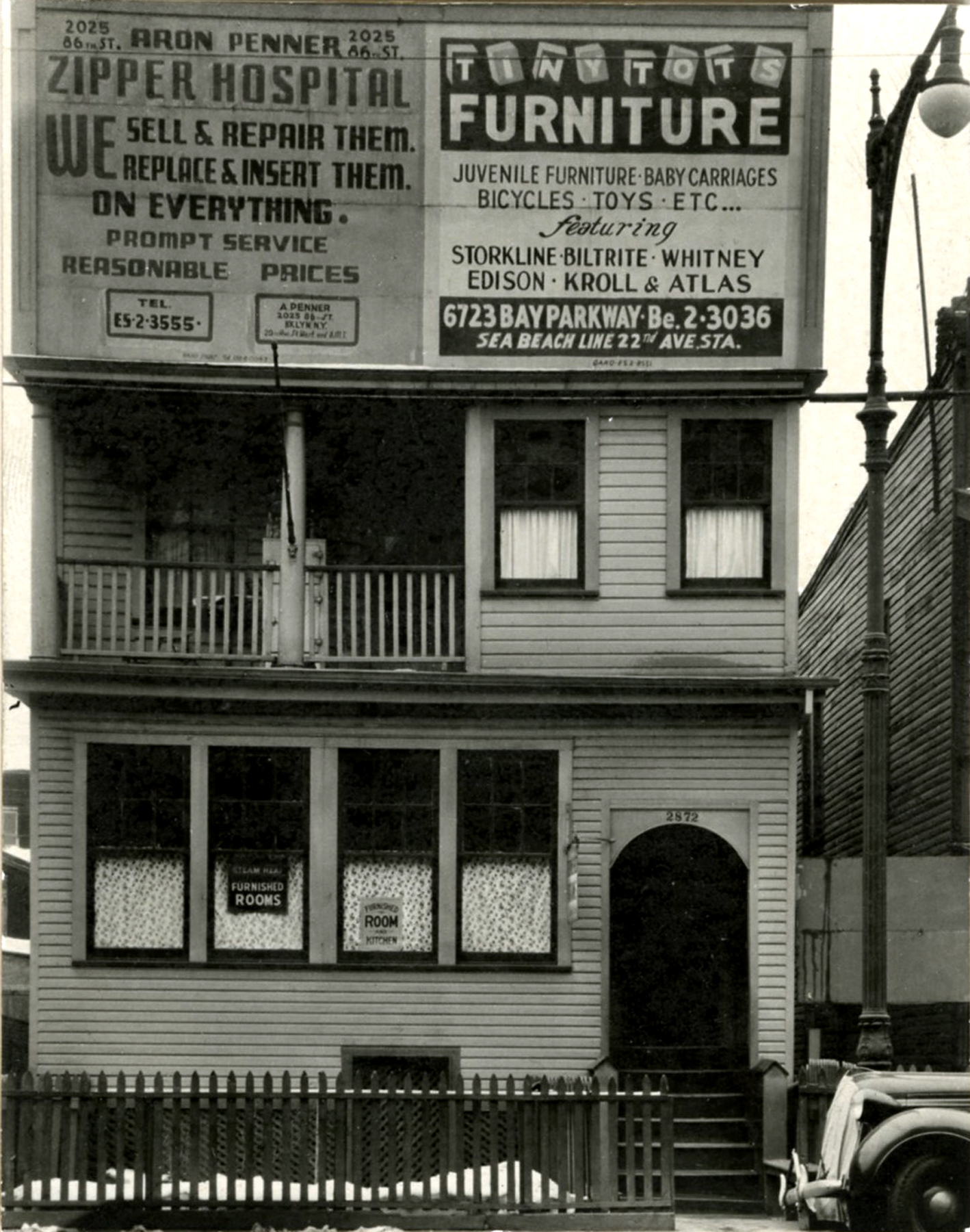 Sy Kattelson - Howard Greenberg Gallery - 2017