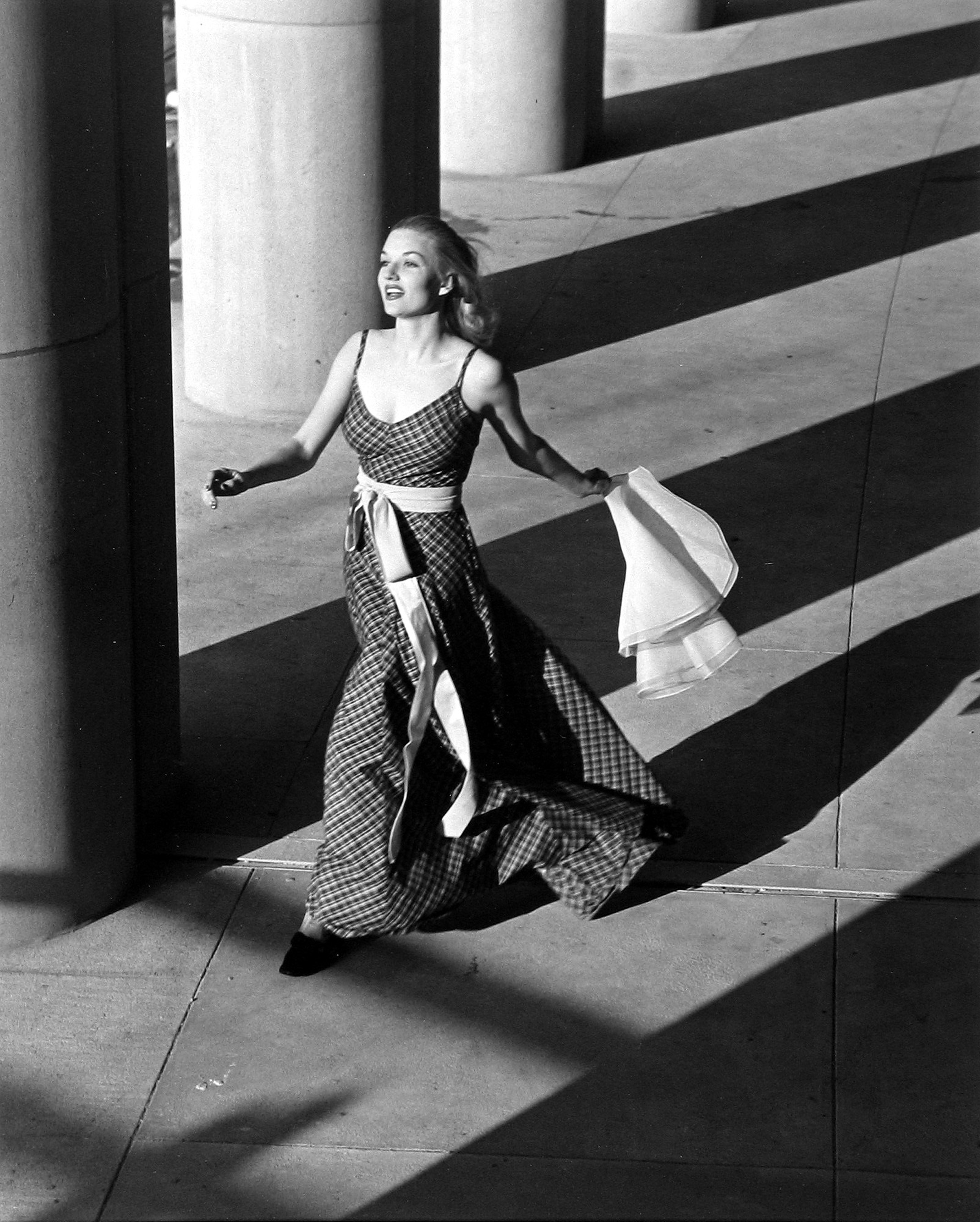 Martin Munkacsi: Vitality 2009 Howard Greenberg Gallery