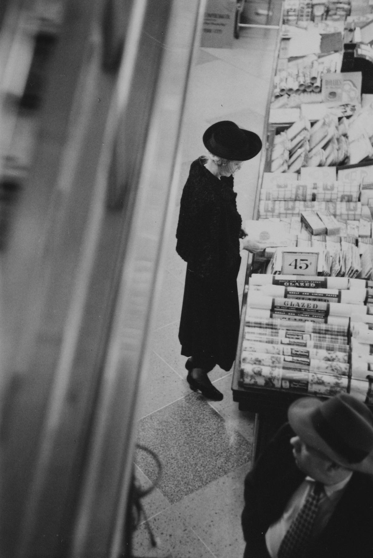 Saul Leiter: Women 2008 Howard Greenberg Gallery