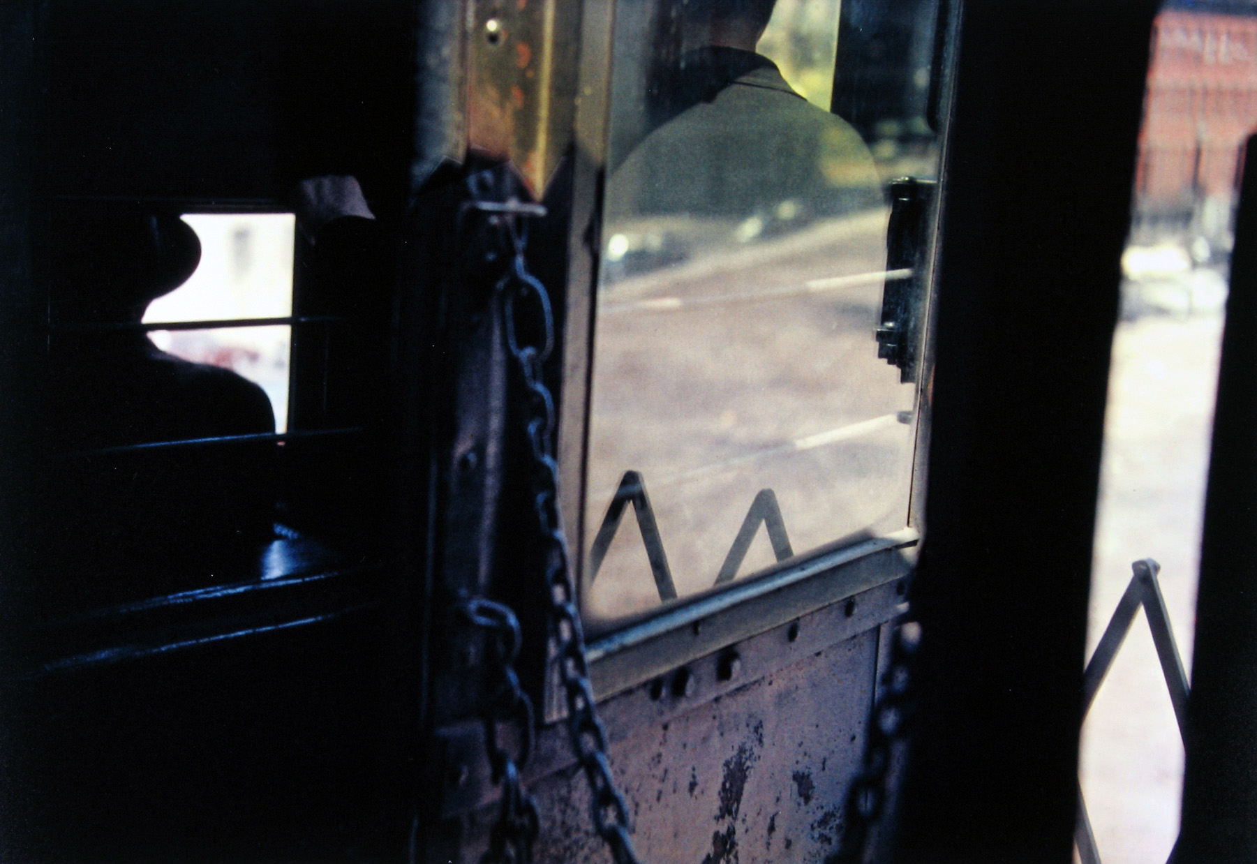 Saul Leiter: Early Color 2005 2006 howard greenberg gallery