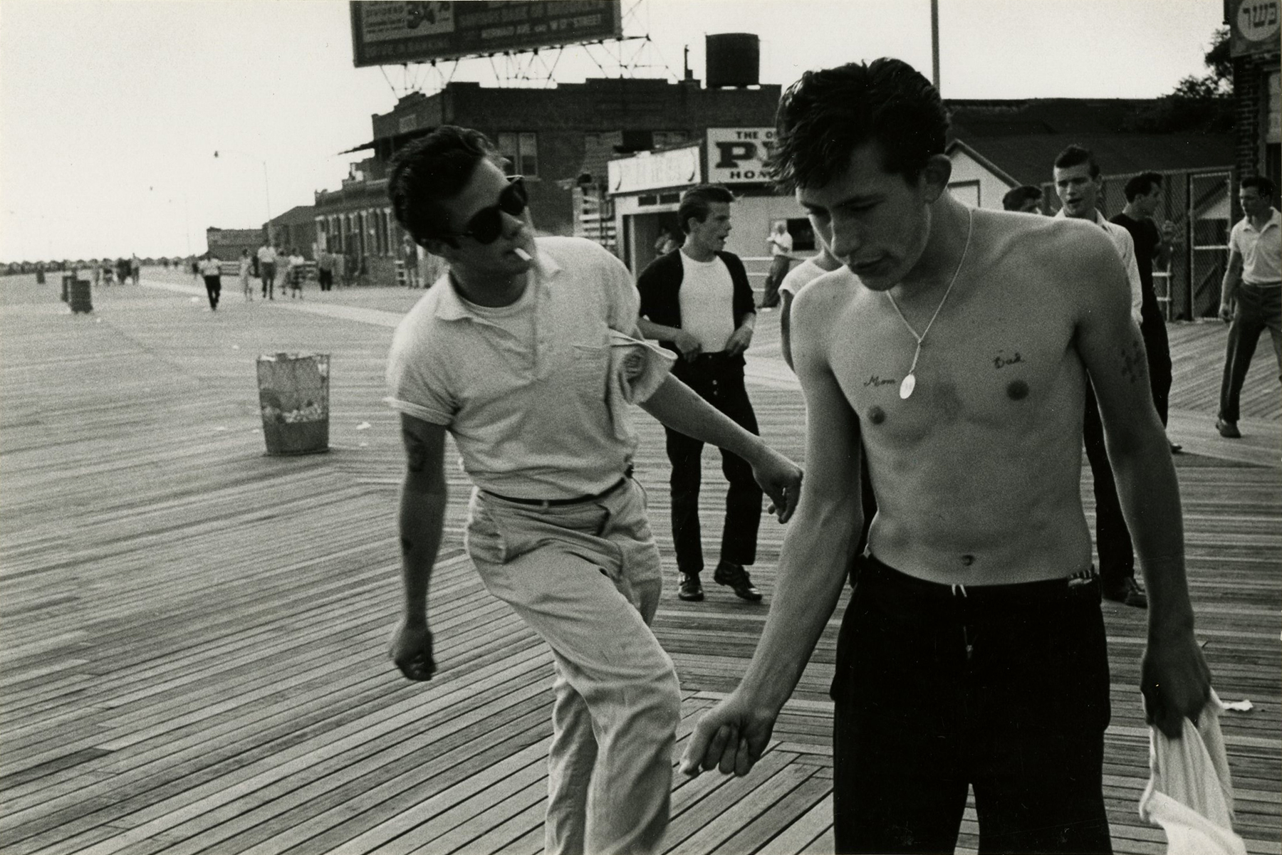Bruce Davidson, Brooklyn Gang (boys jiving on boardwalk), 1959, Howard Greenberg Gallery, 2019