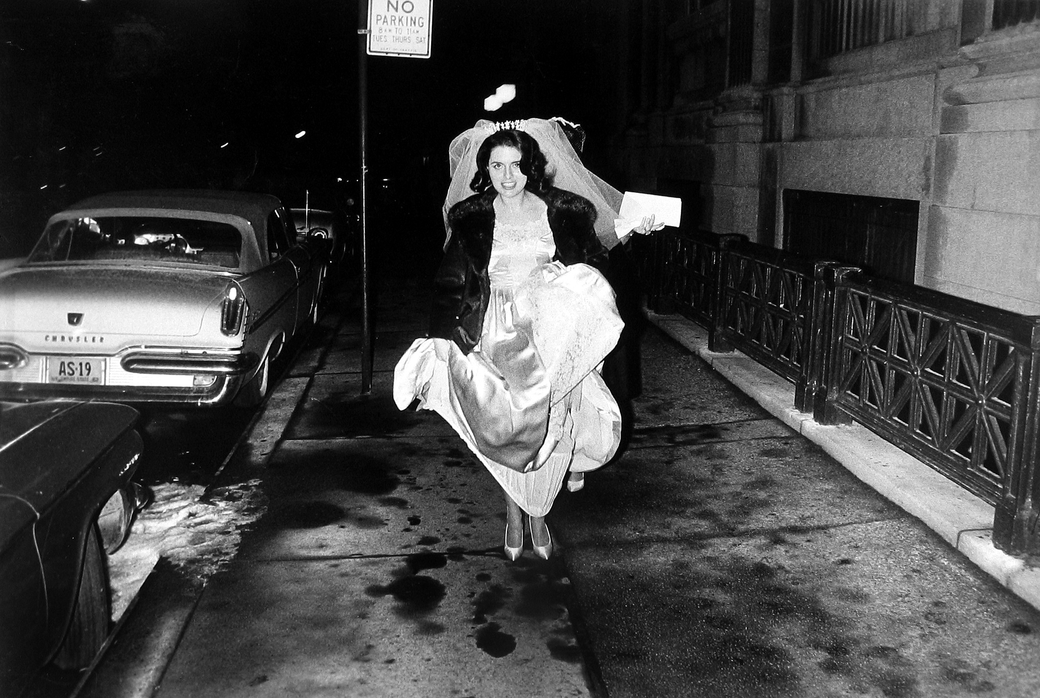 Garry Winogrand: The Wedding 2005 howard greenberg gallery