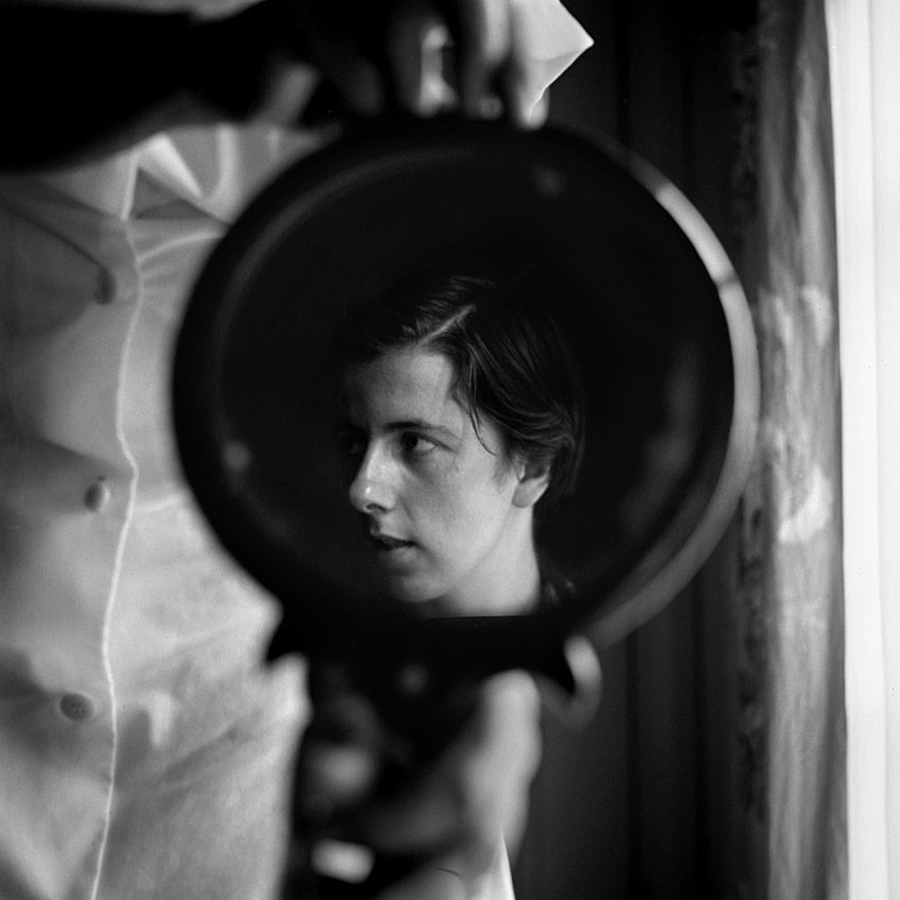 Vivian Maier: Self Portrait 2013 2014 howard greenberg gallery