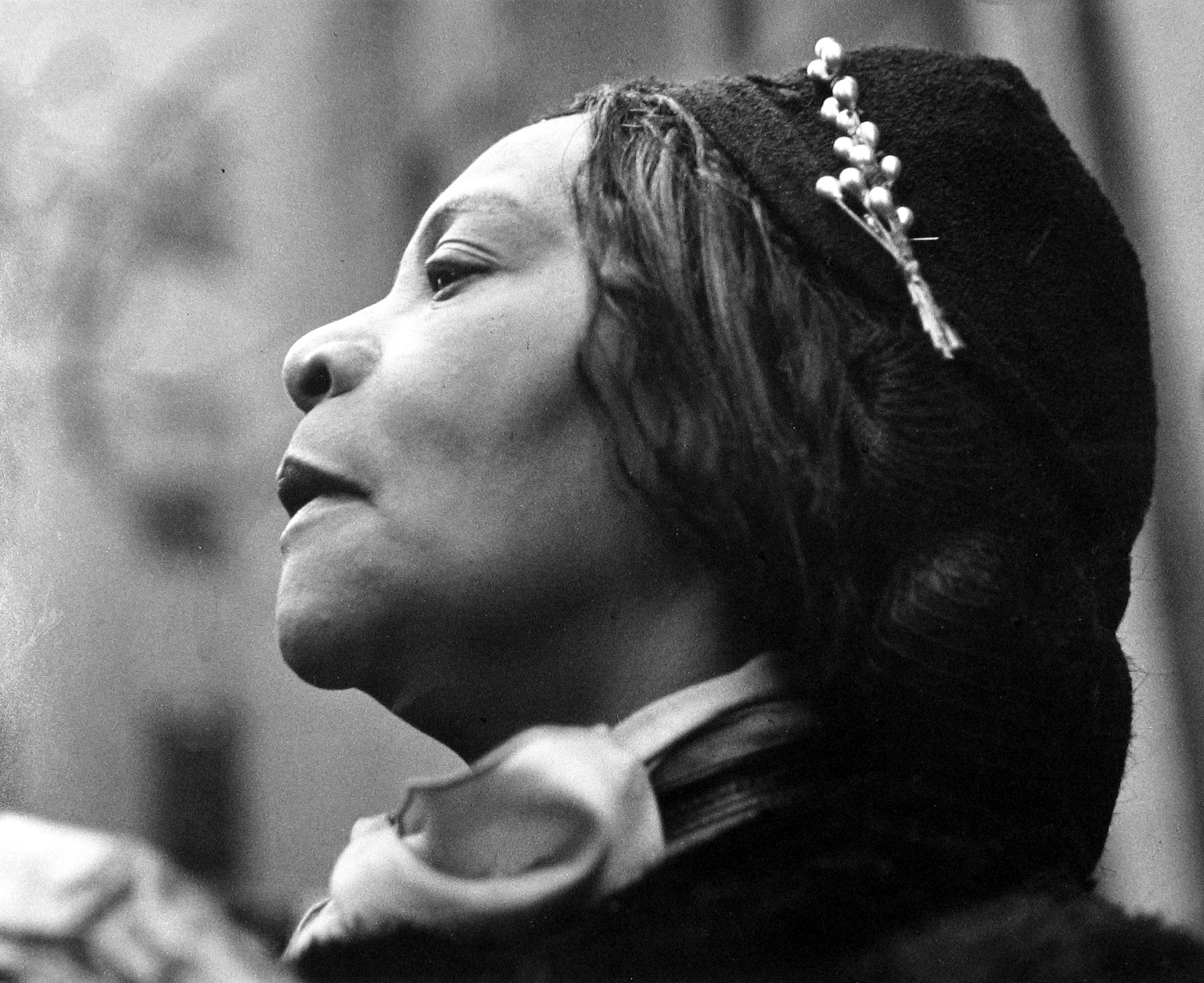 Leon Levinstein: Living in the Edge 2010 Howard Greenberg Gallery