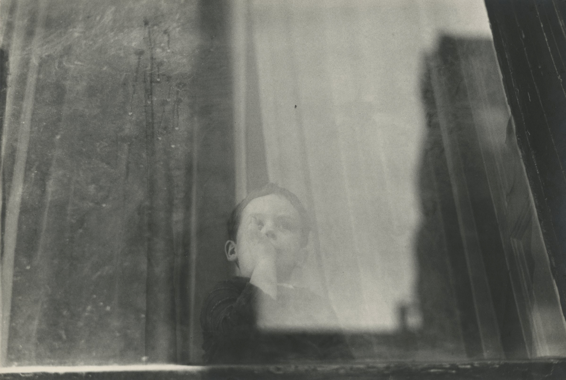 Saul Leiter - Howard Greenberg Gallery - Early Black and White - 2014