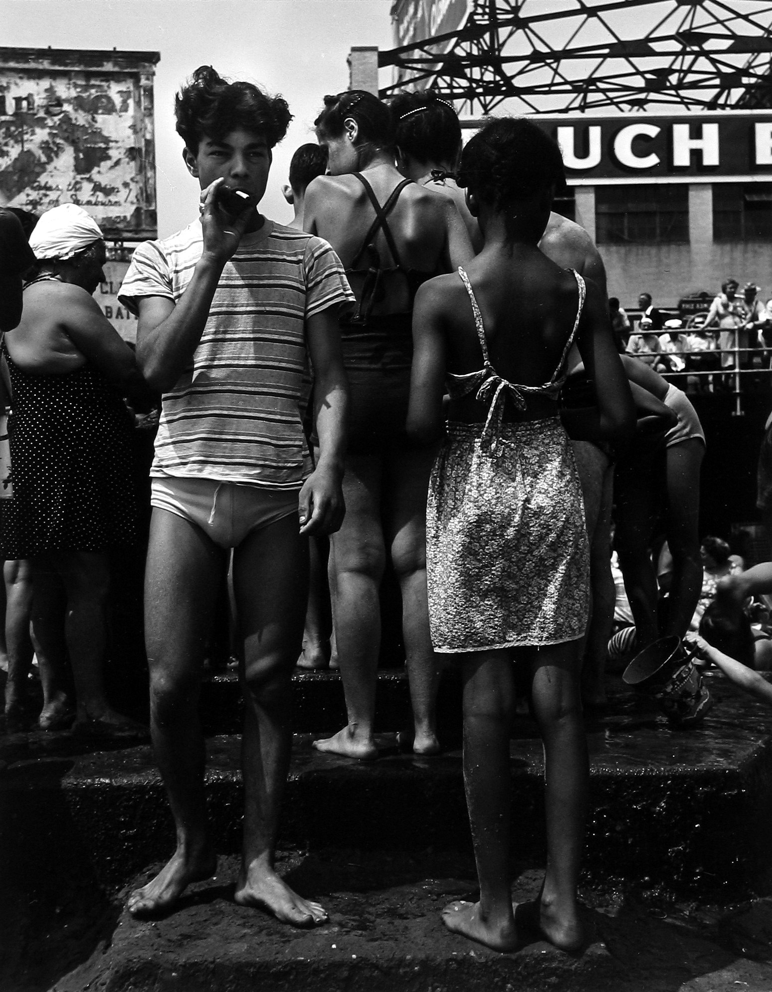 Right of Passage: Youth Culture from Mid-Century 2006 howard greenberg gallery