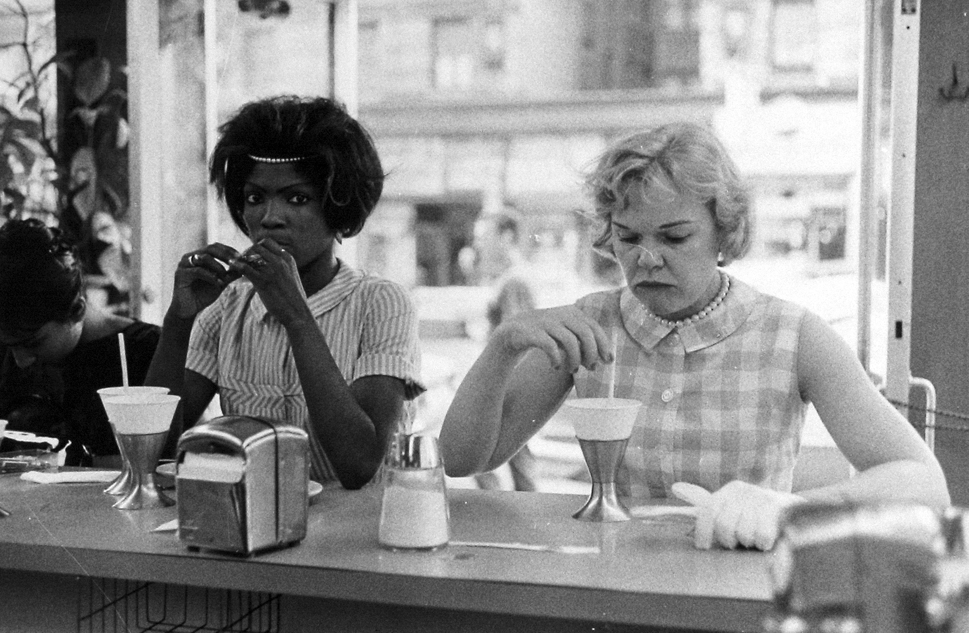 Bruce Davidson Inside/Outside Howard Greenberg Gallery 2003