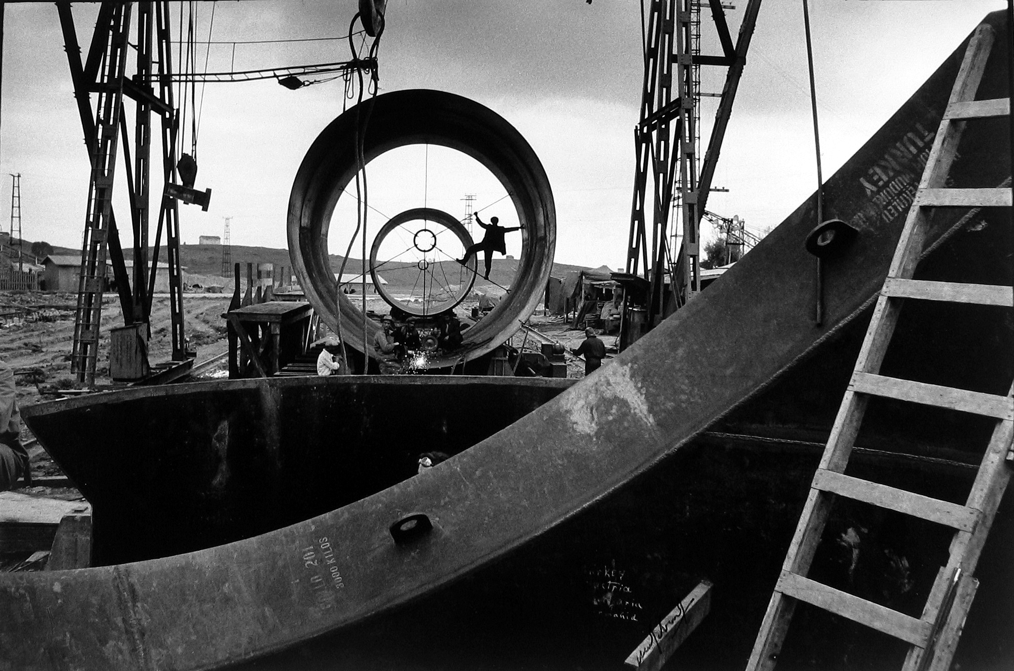 Marc Riboud: Home on the road 2008 Howard Greenberg Gallery