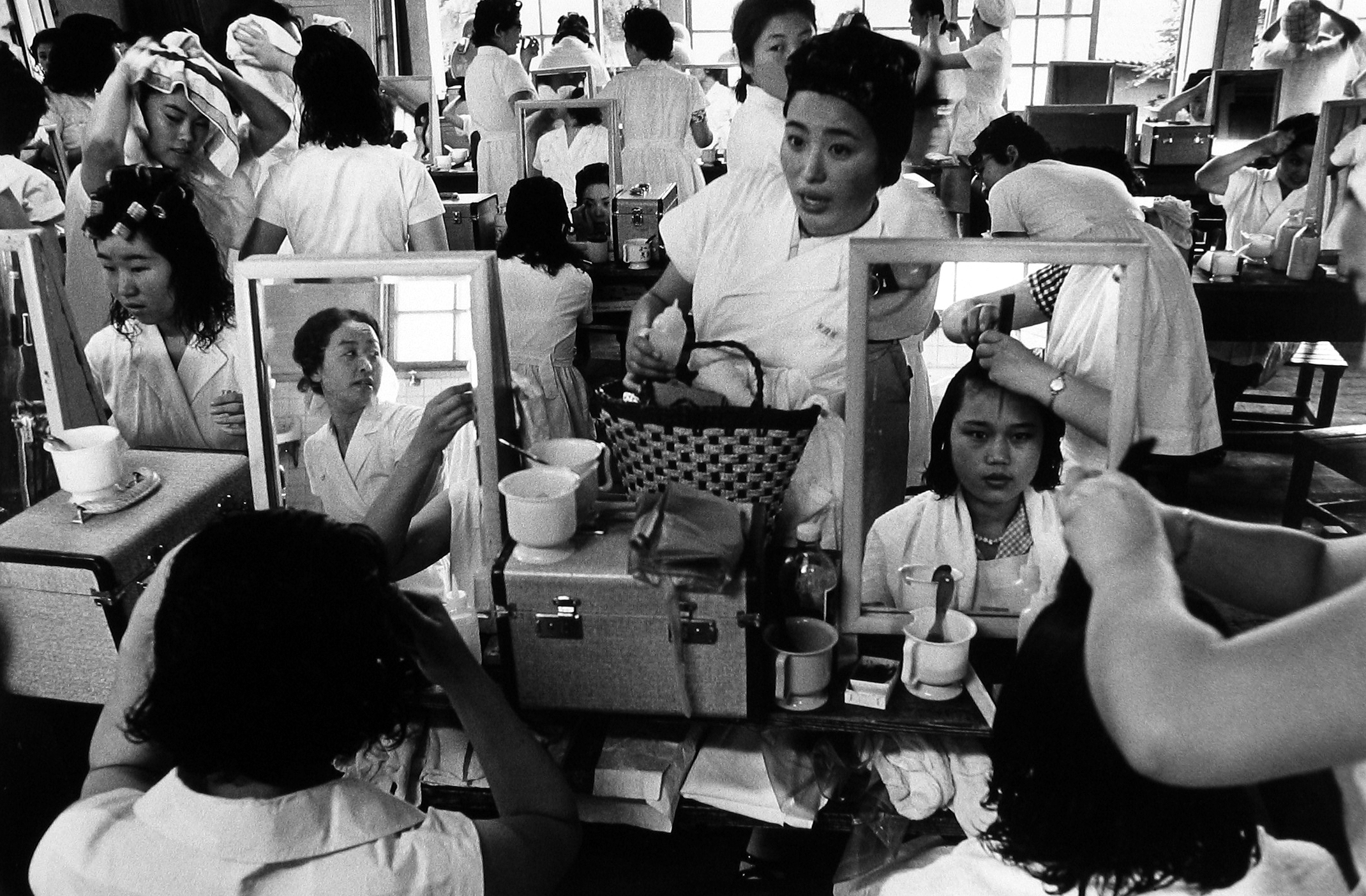 William Klein - Tokyo 1961 - Howard Greenberg Gallery - 2015