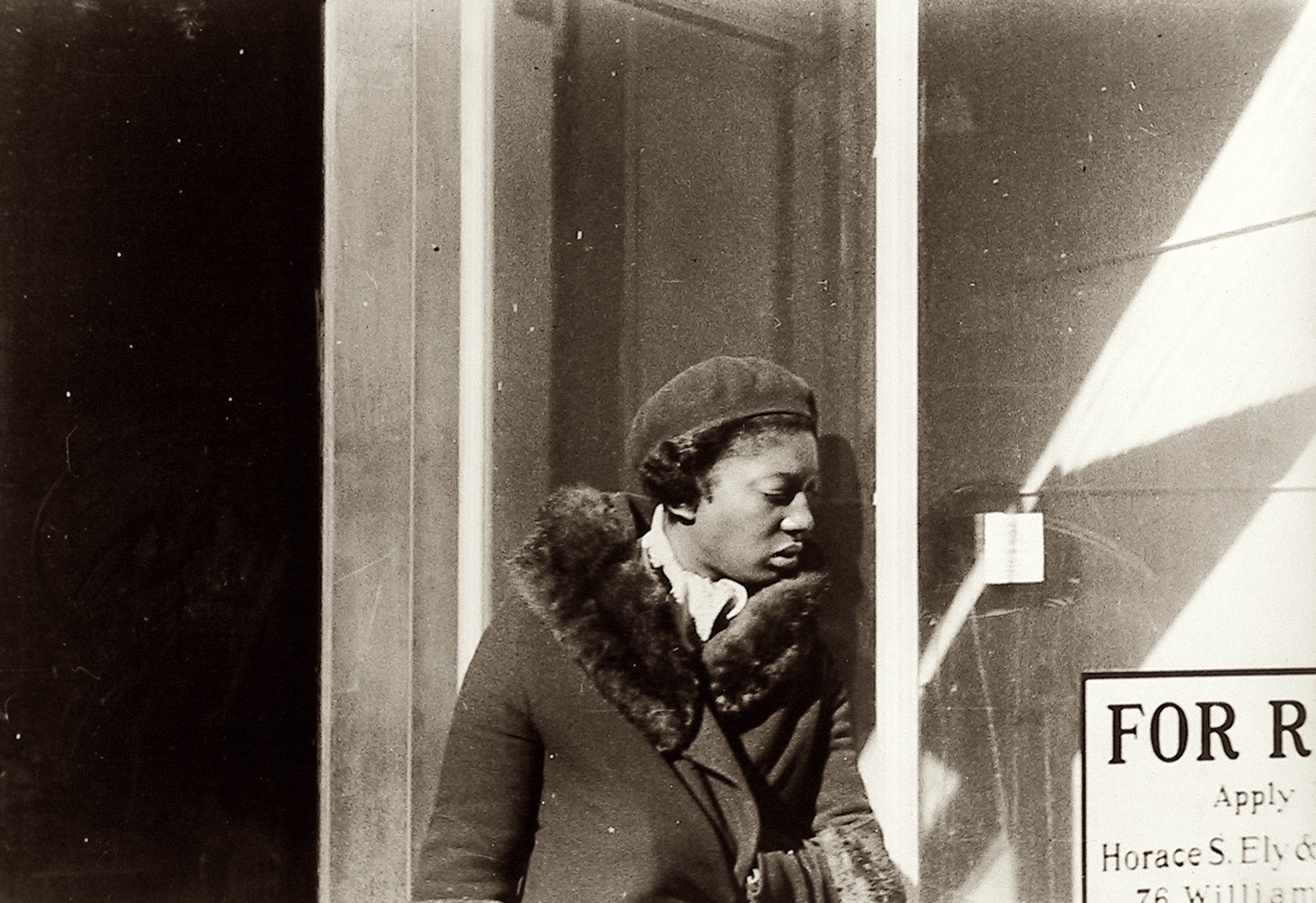 Walker Evans and His Early Circle 2004 Howard Greenberg Gallery