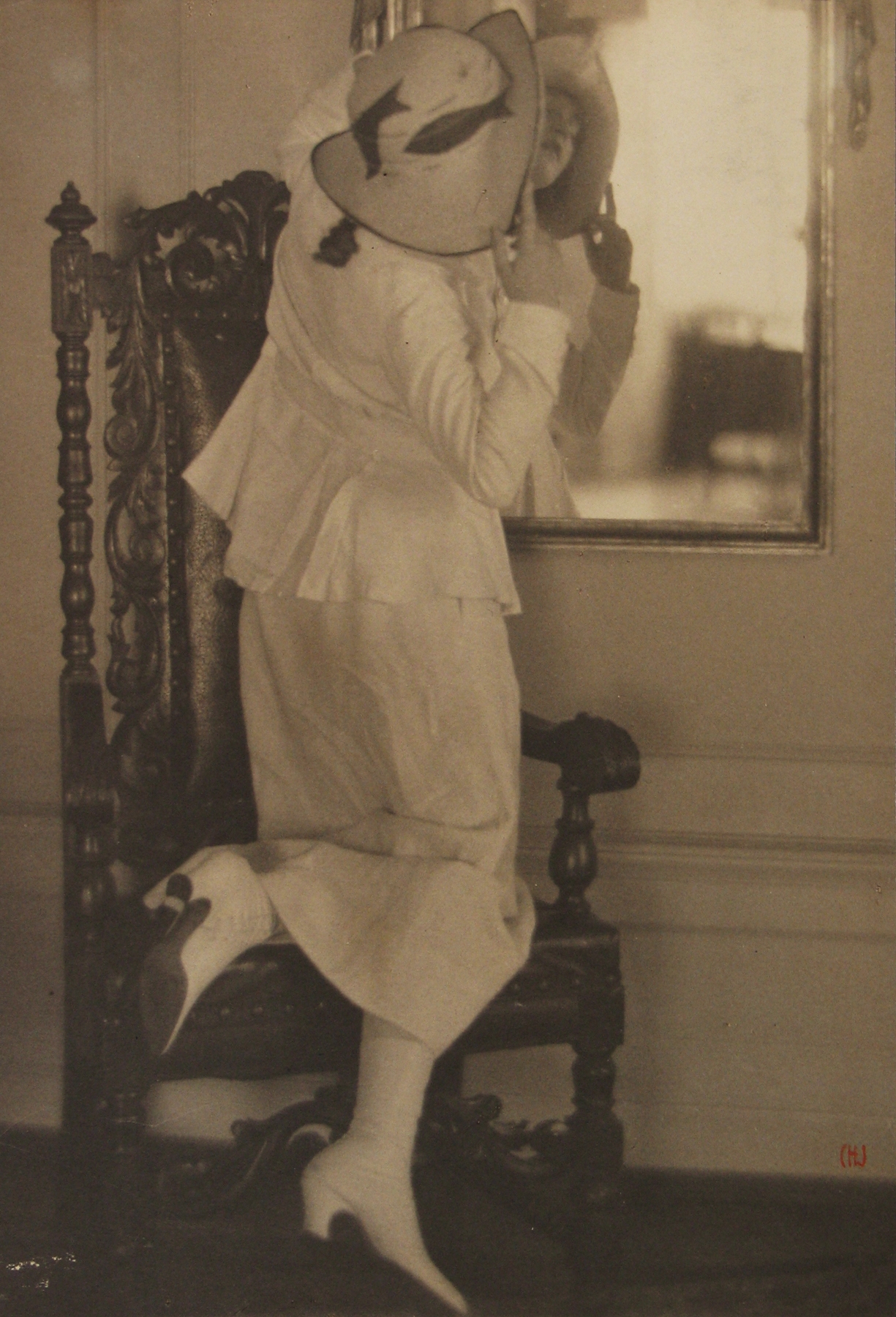 The Heartbeat of Fashion 2010 Howard Greenberg Gallery