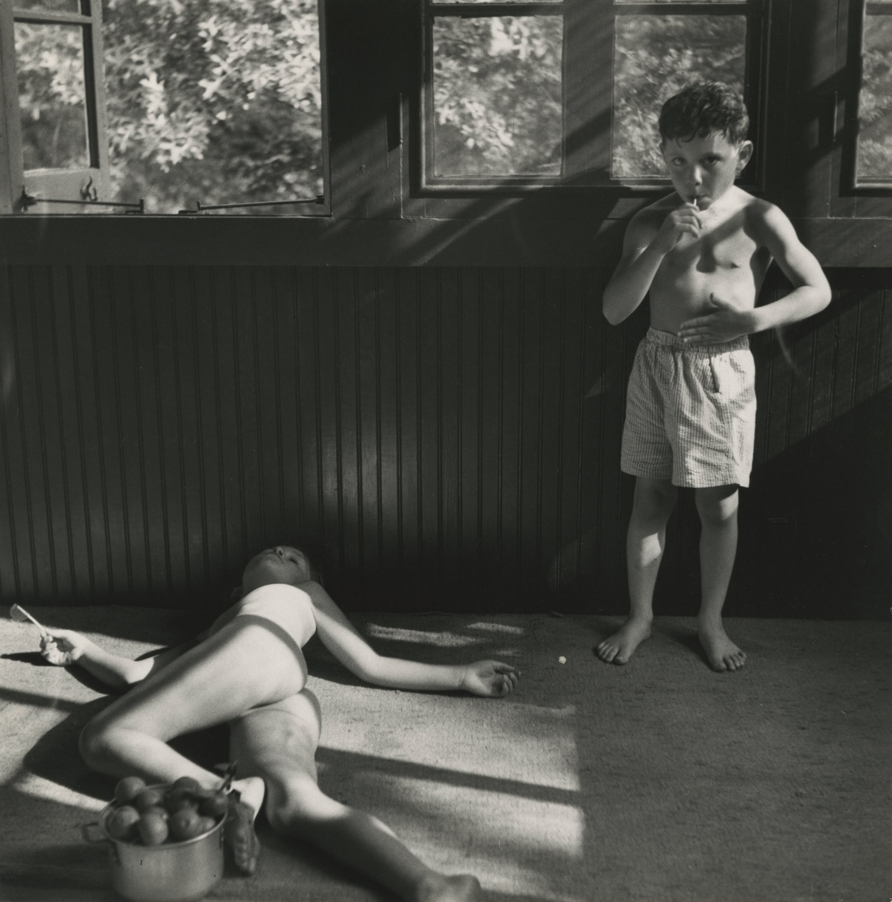 Saul Leiter - Howard Greenberg Gallery - Early Black and White - 2014